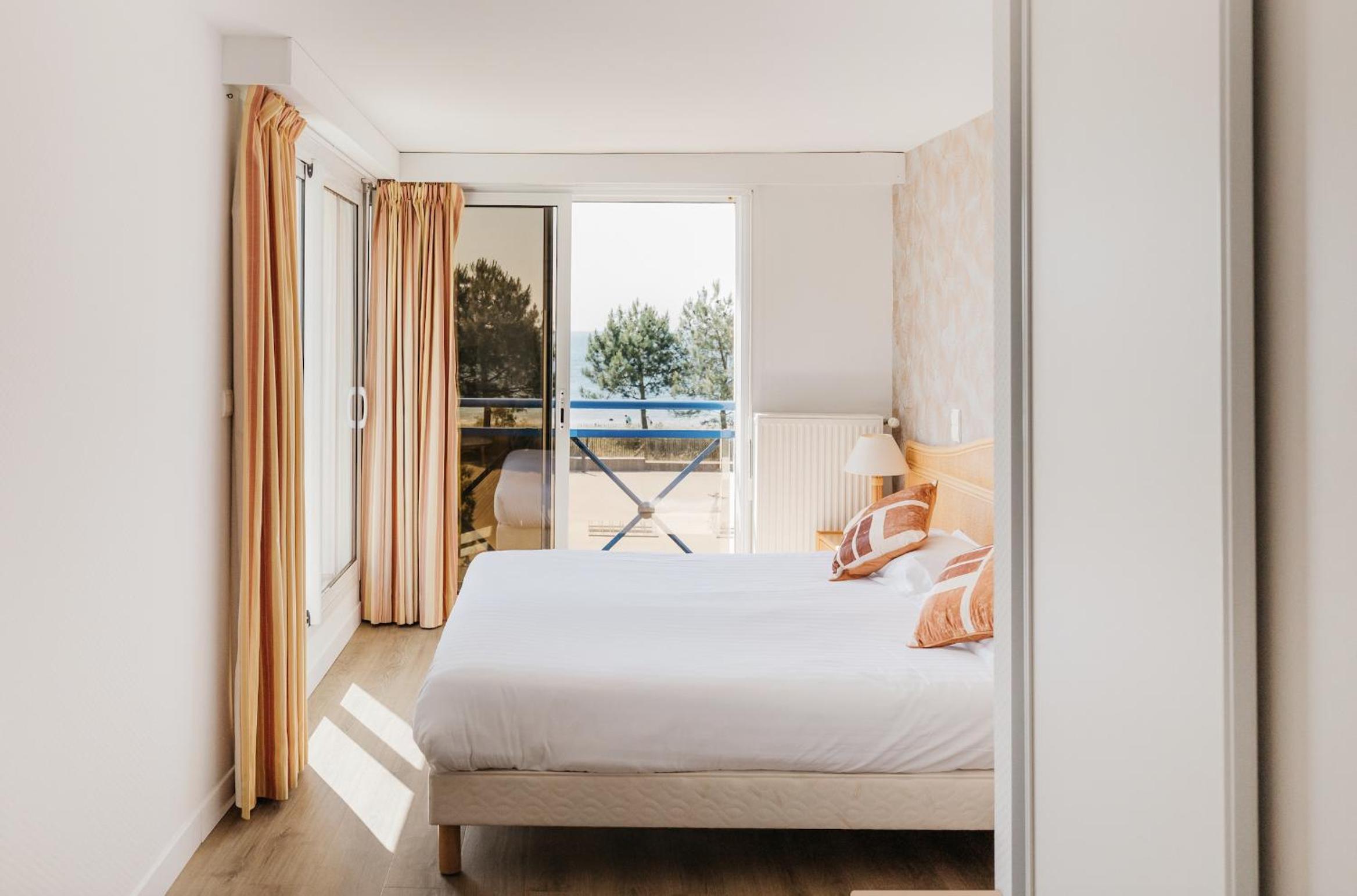 Double Room with Terrace and Sea View   - Photo 1