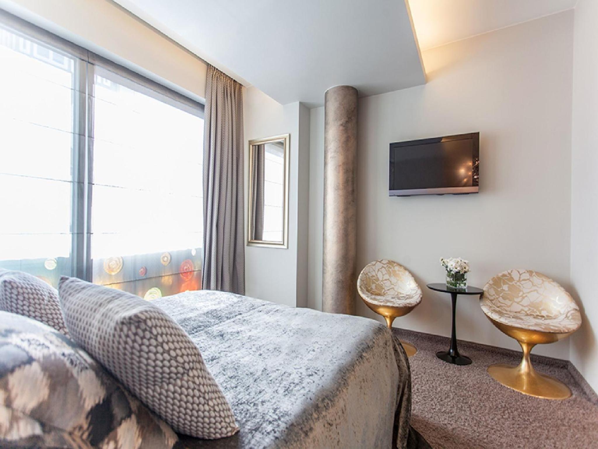 Double Room - Photo 14