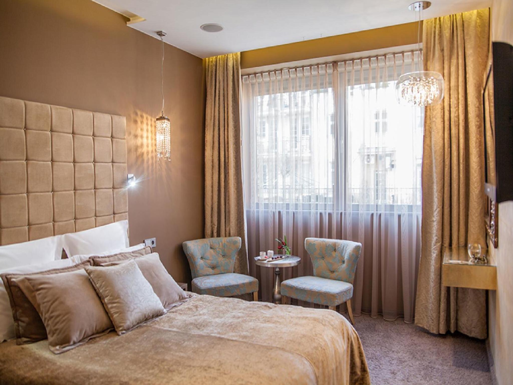 Double Room - Photo 1
