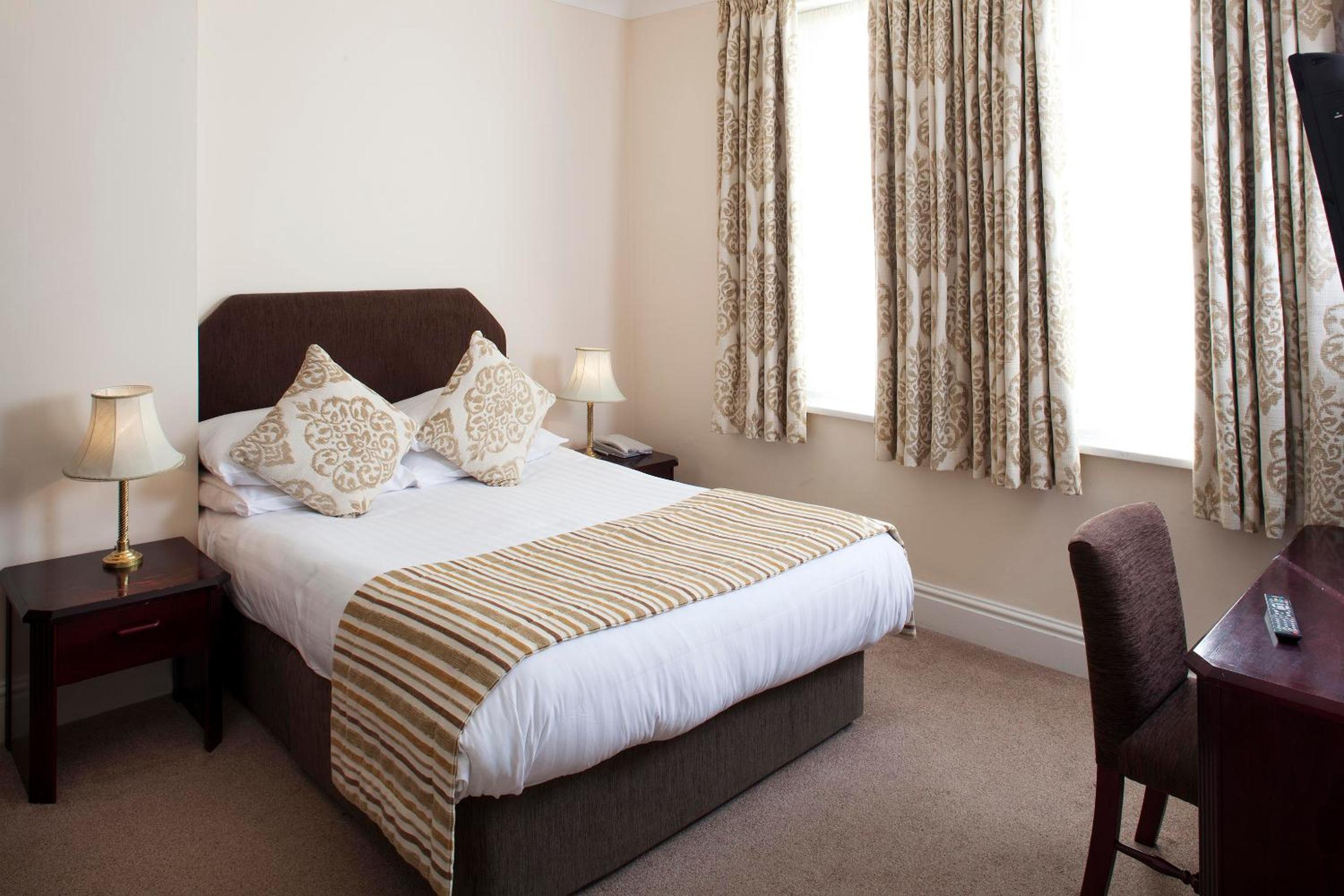 Standard  Double Room - Photo 1