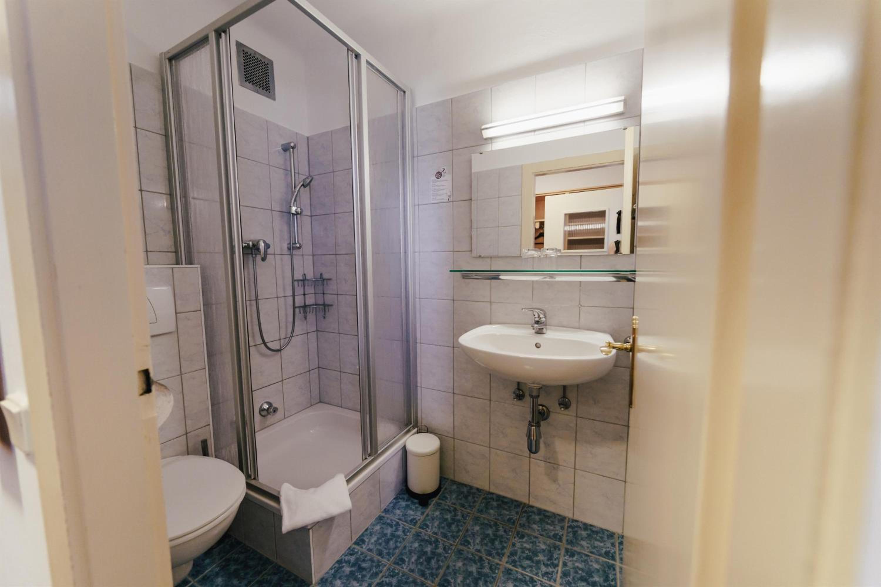 Single Room With Shower photo 3