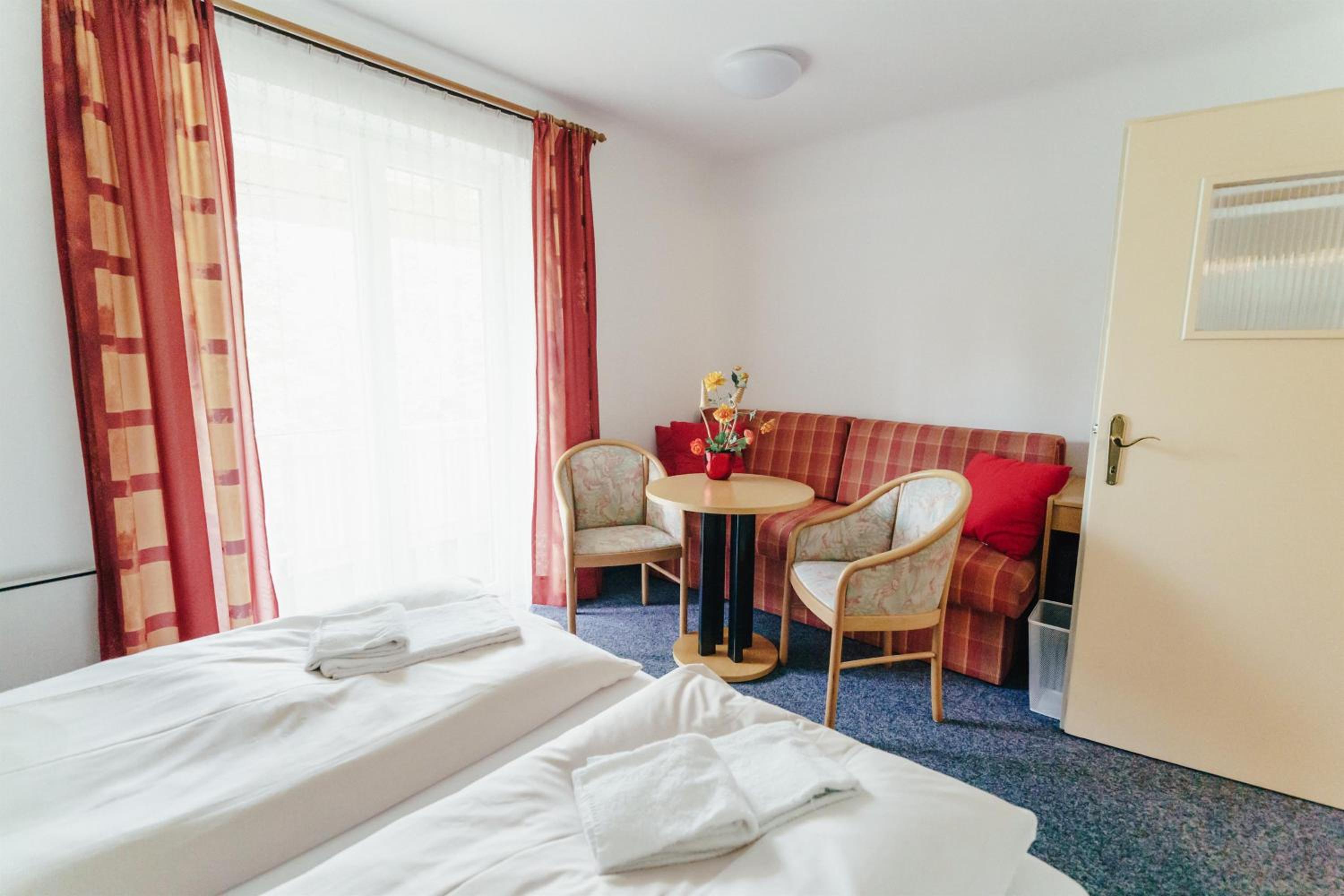 Quadruple Room With Balcony photo 1