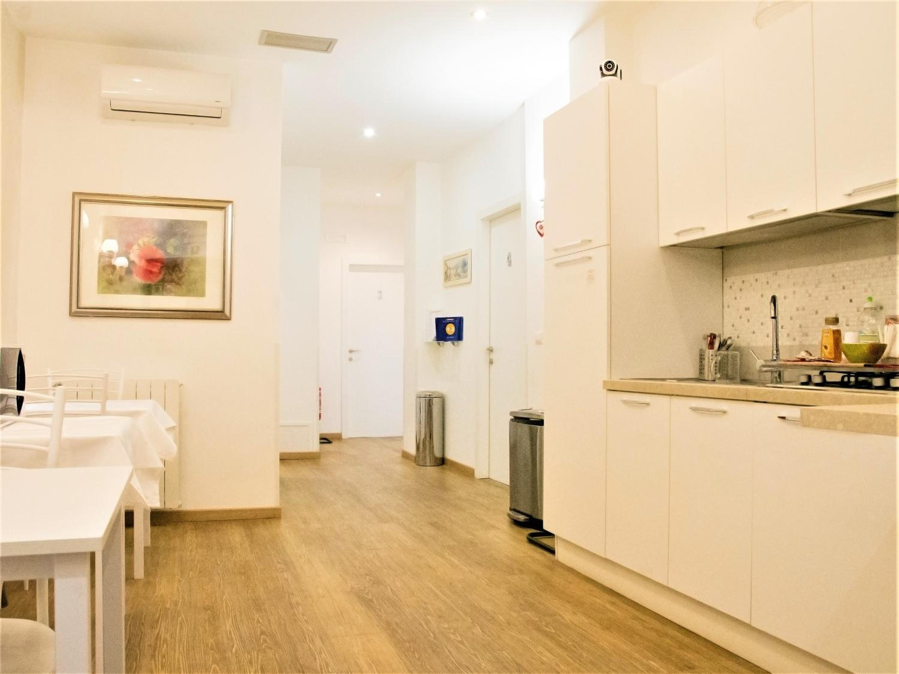 Double Room with Private Bathroom photo 3