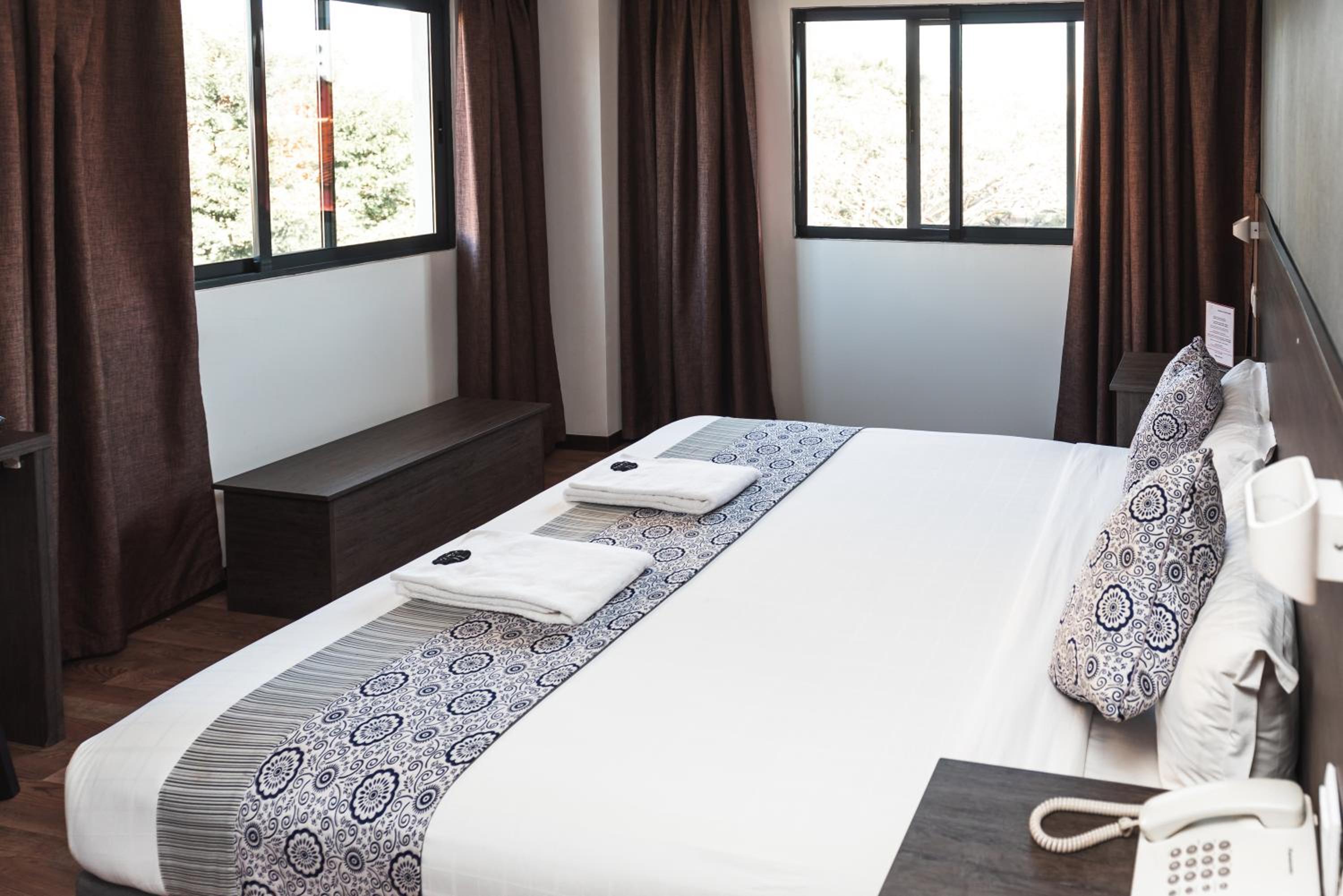 Standard King Room