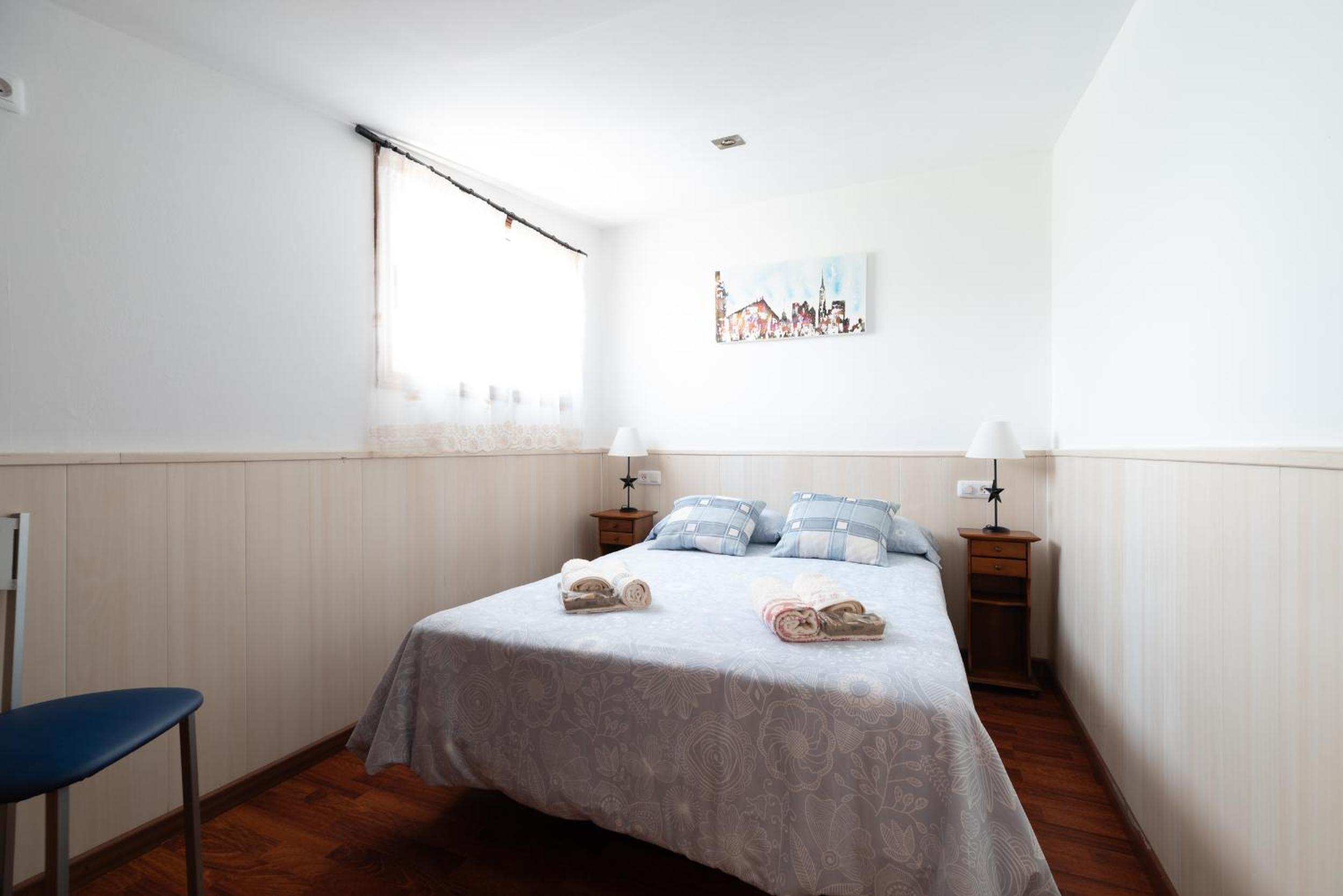 Two-Bedroom House photo 2