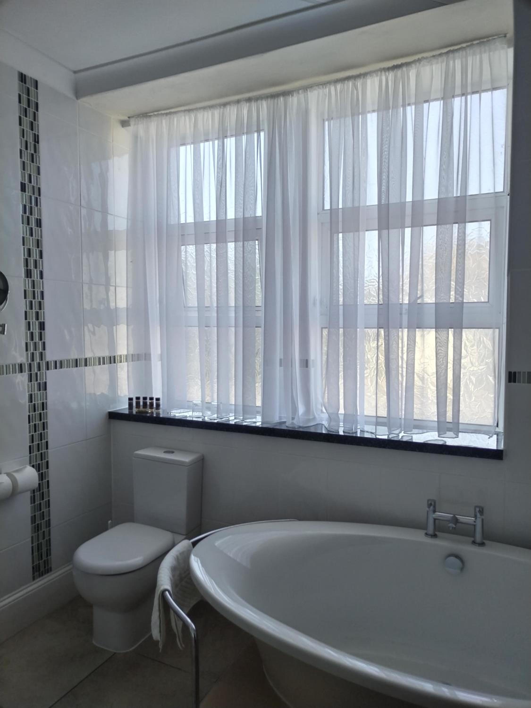 Executive Double Room - Photo 4
