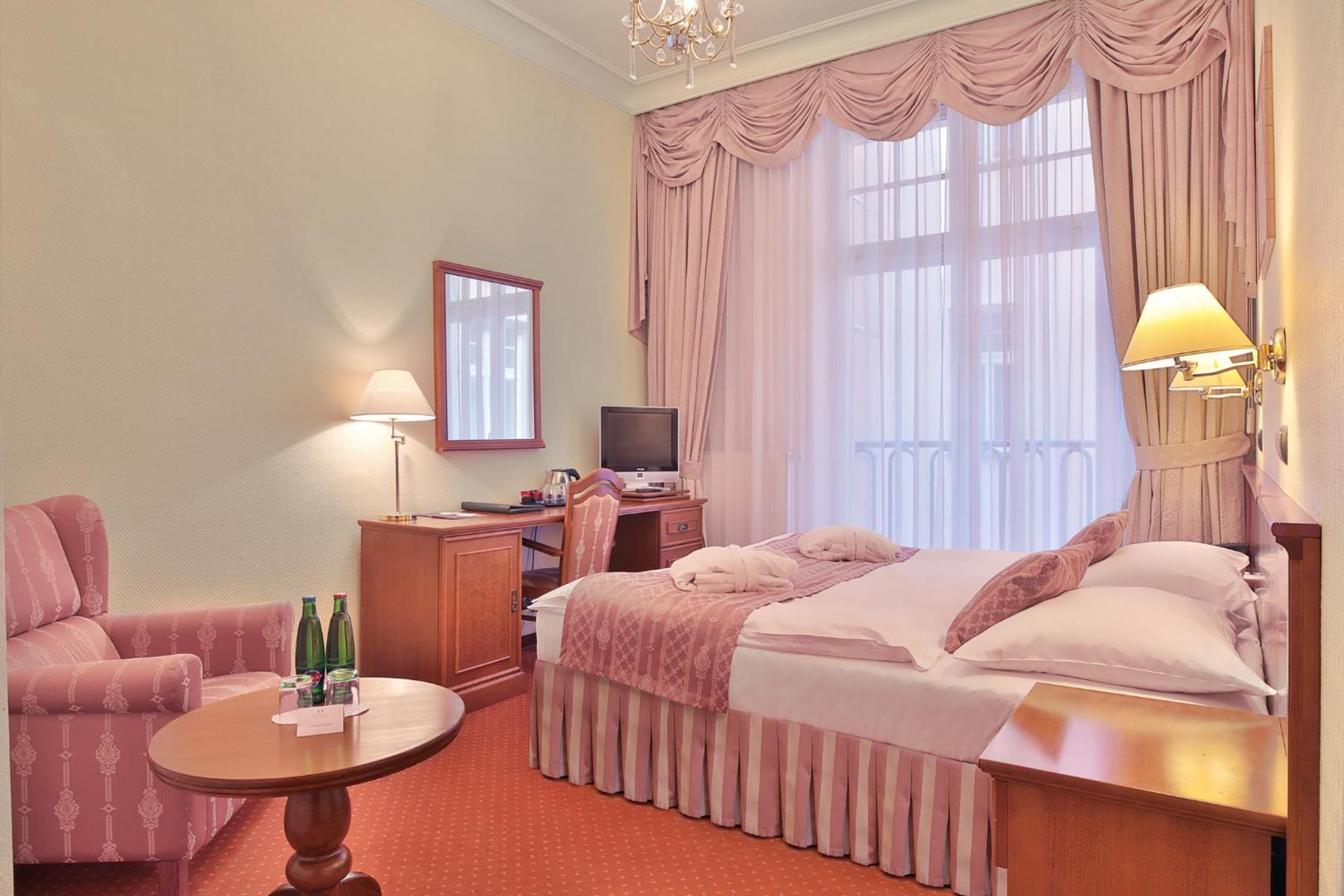 Special Offer - Superior Double or Twin Room with Romantic Package