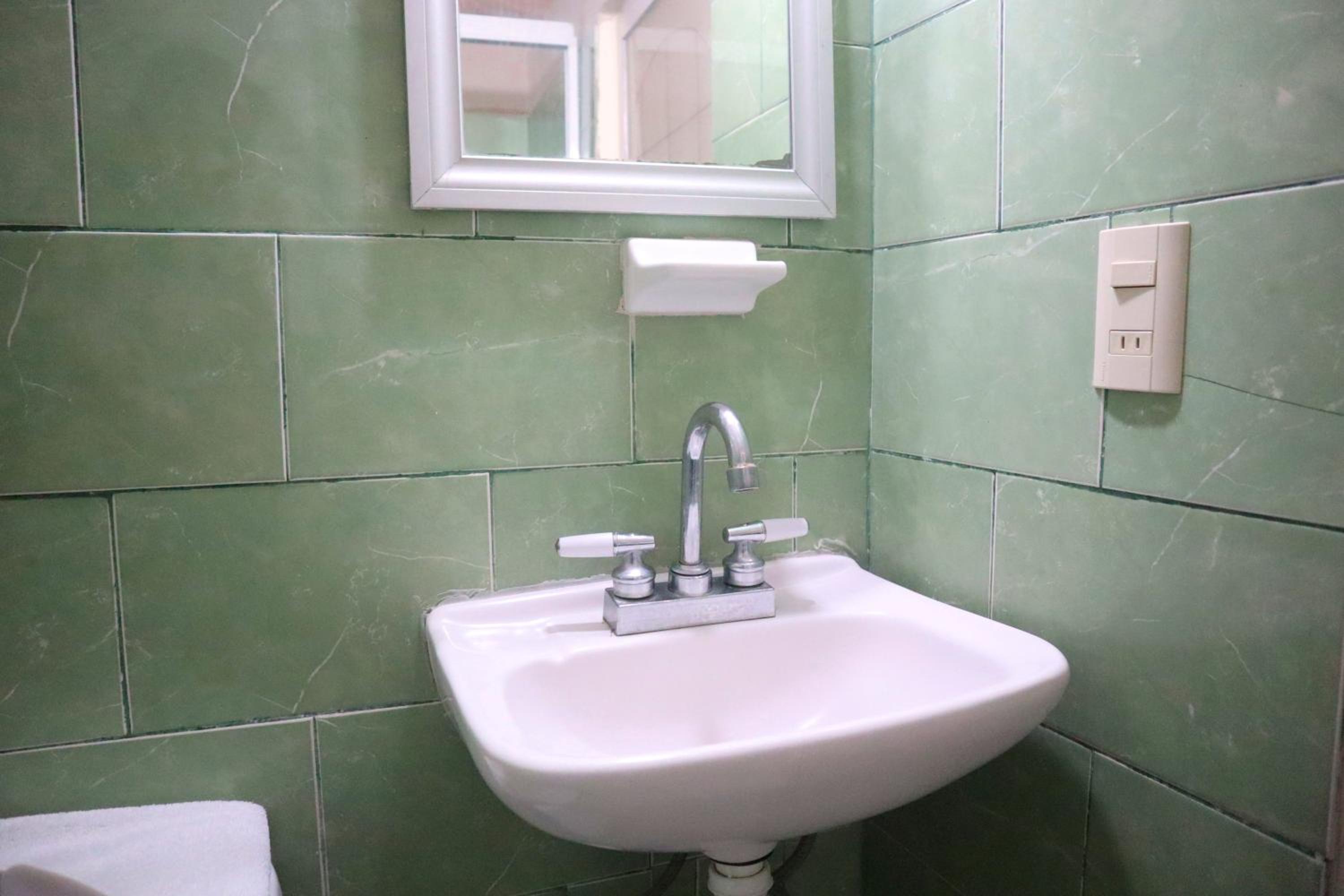 Budget Double Room photo 2