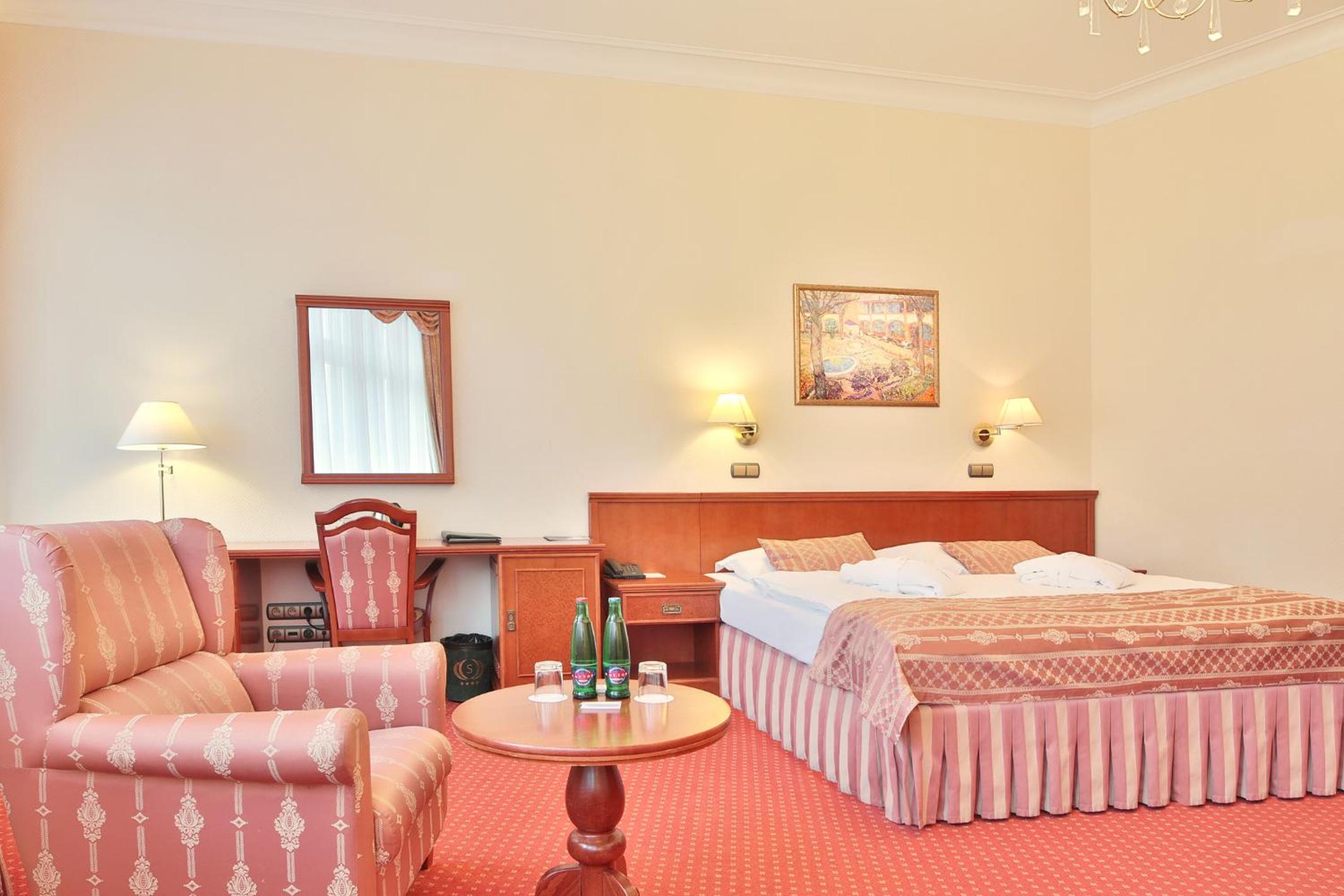 Superior Double or Twin Room with City View