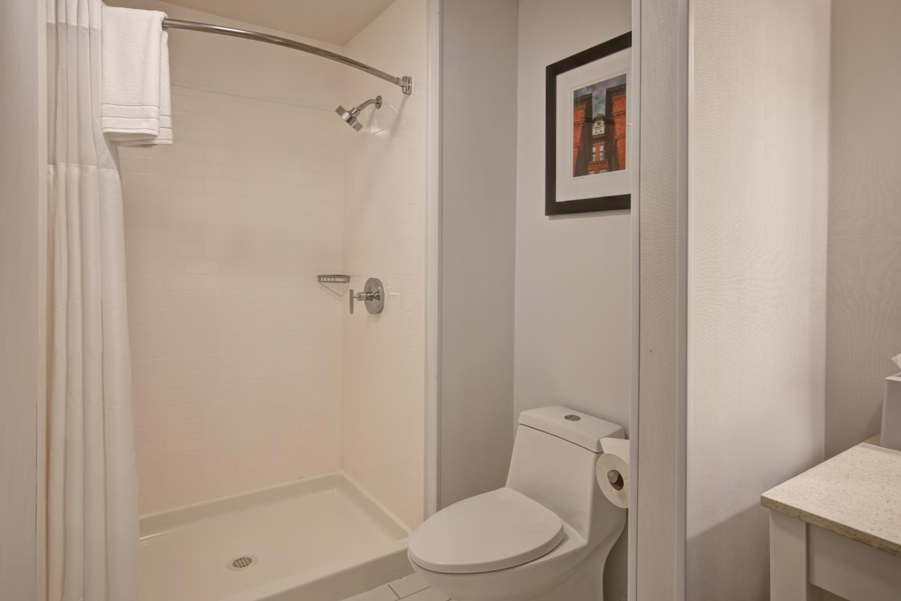 Guest room, 2 Queen - Photo 4