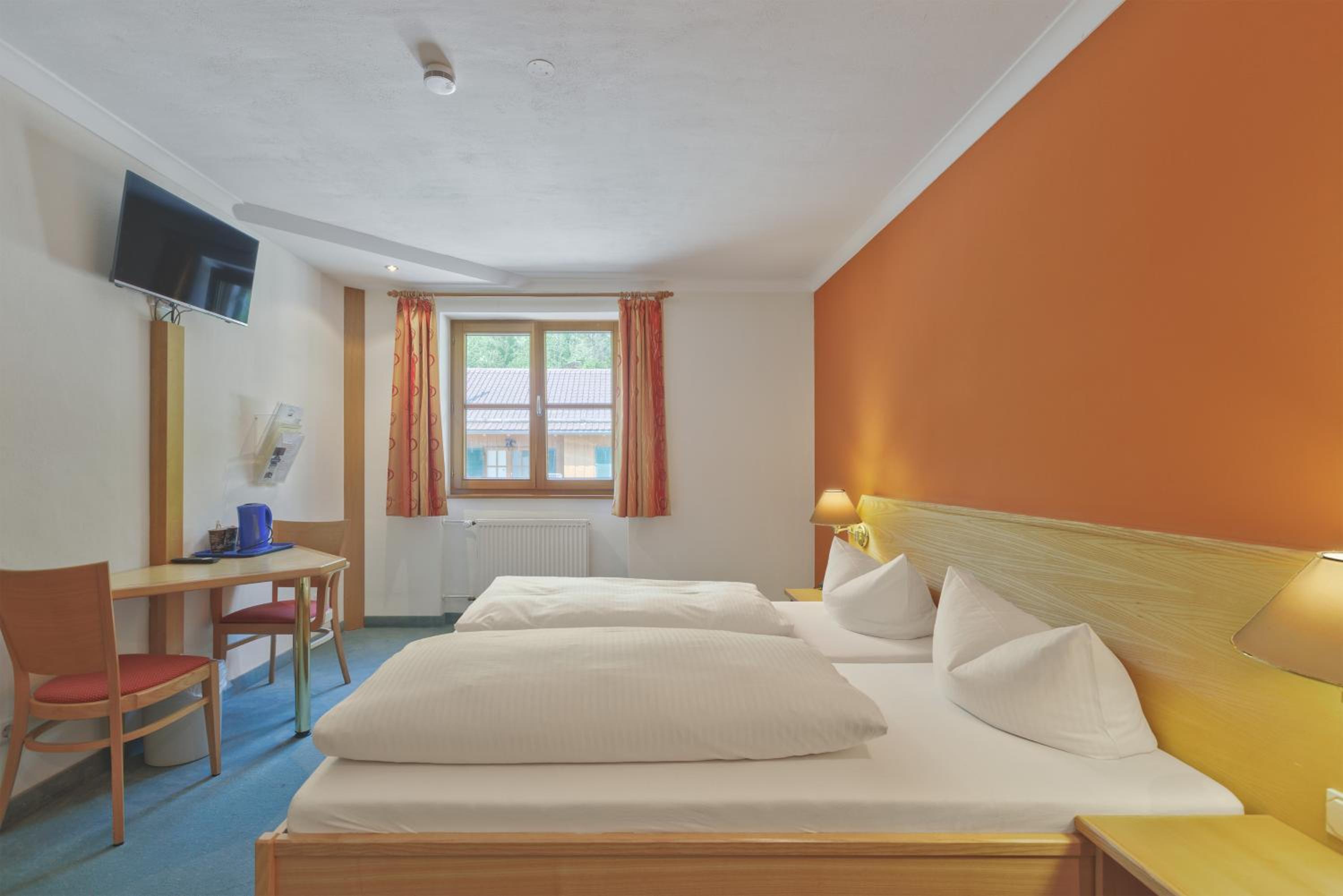 Comfort Twin Room Without Balcony photo 3