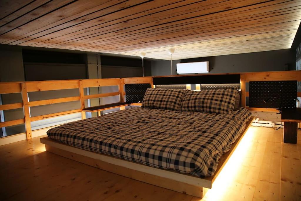 One-Bedroom House photo 2