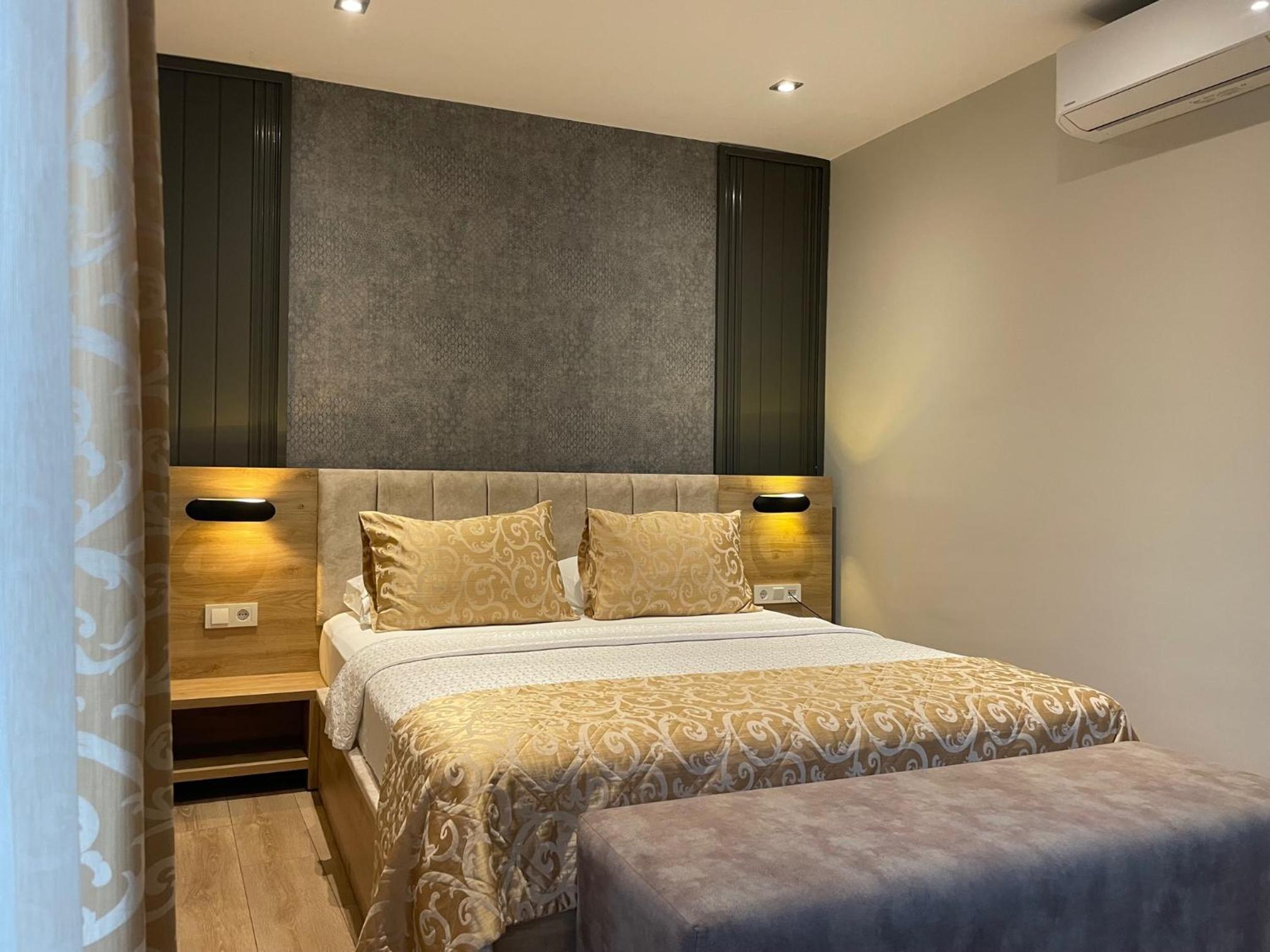 Deluxe Room - Photo 4