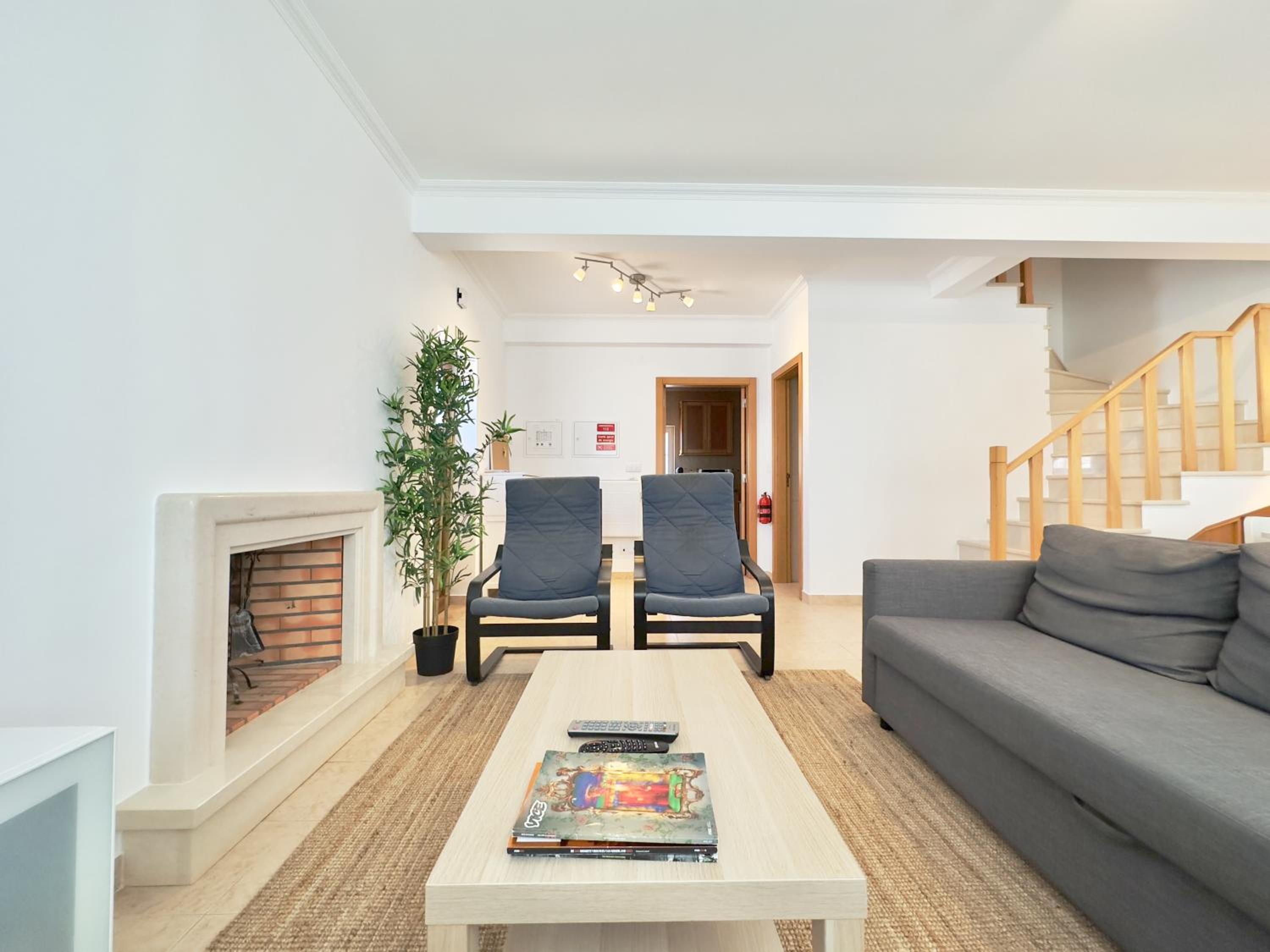 Three-Bedroom Villa photo 2
