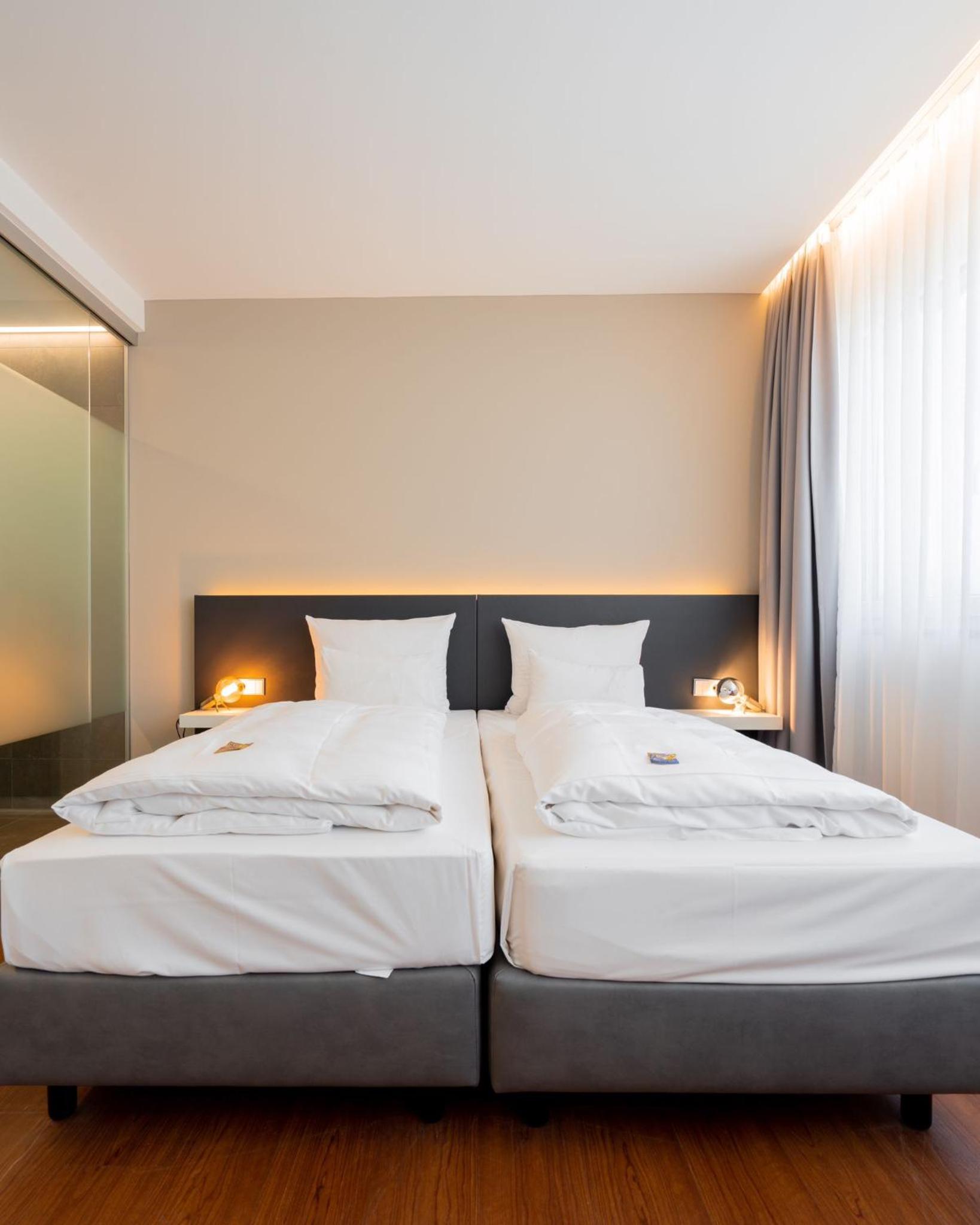Double Room - Photo 2