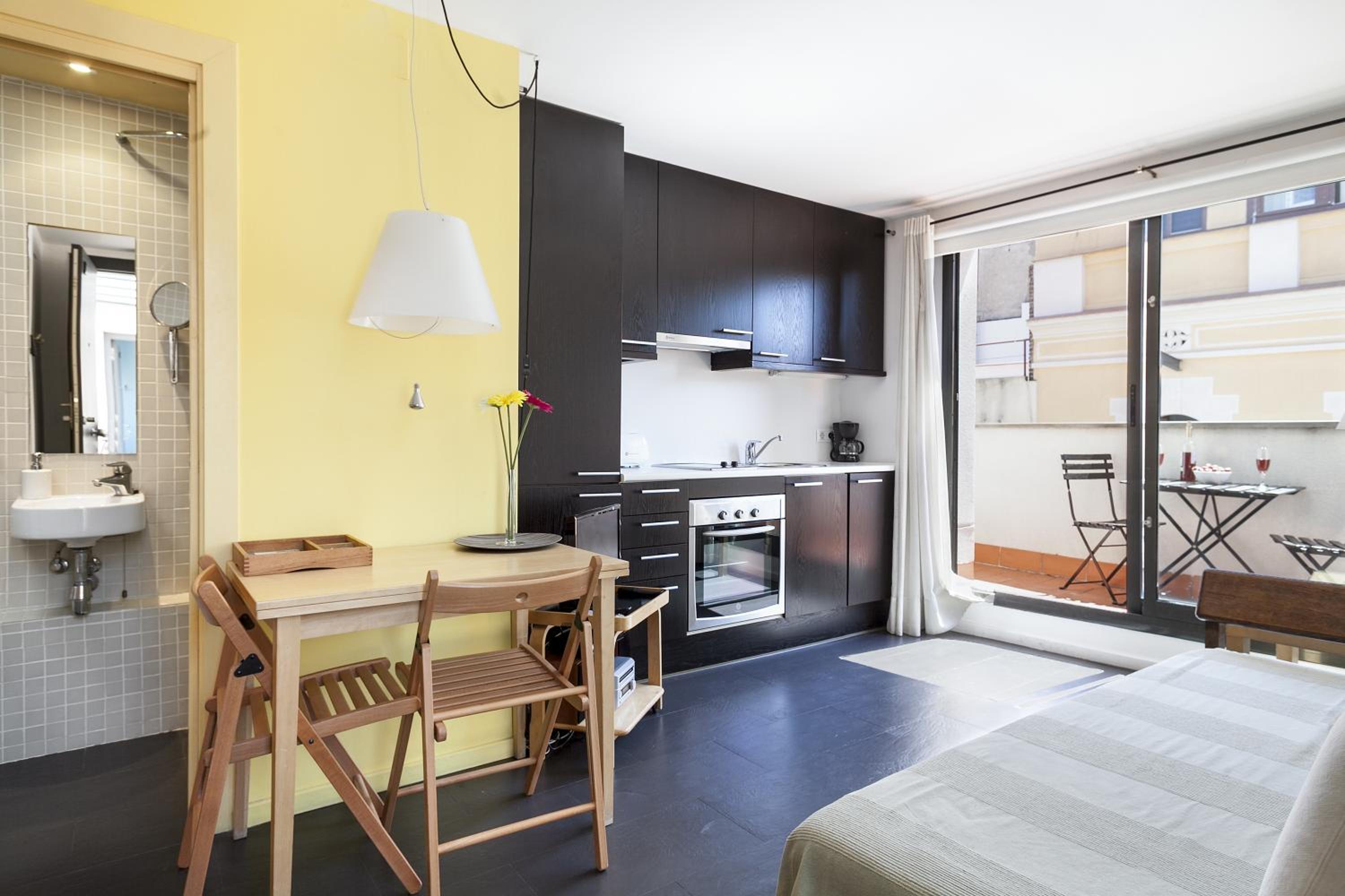 Studio with Terrace photo 3