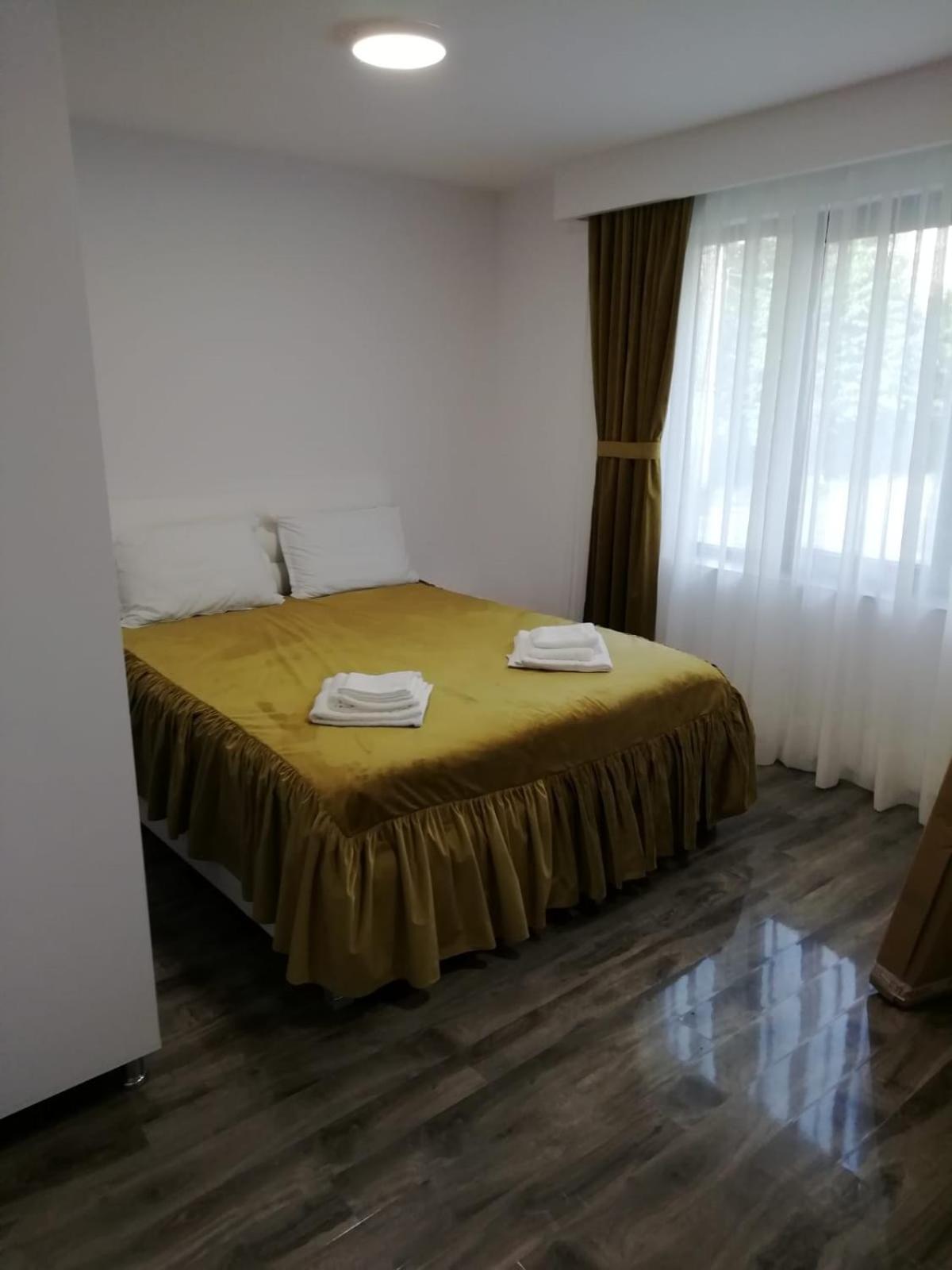 One-Bedroom Apartment - Photo 6