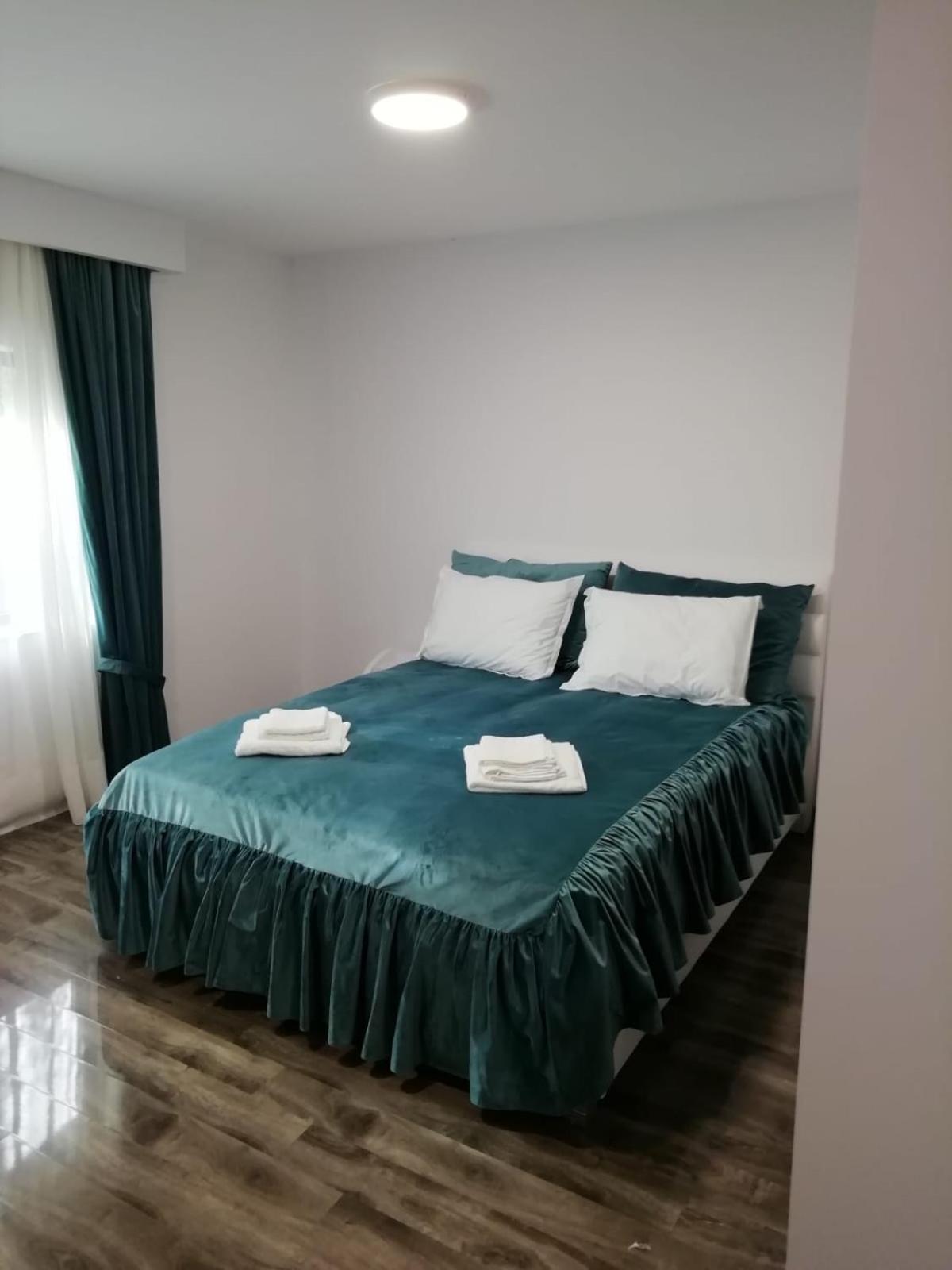 One-Bedroom Apartment - Photo 7