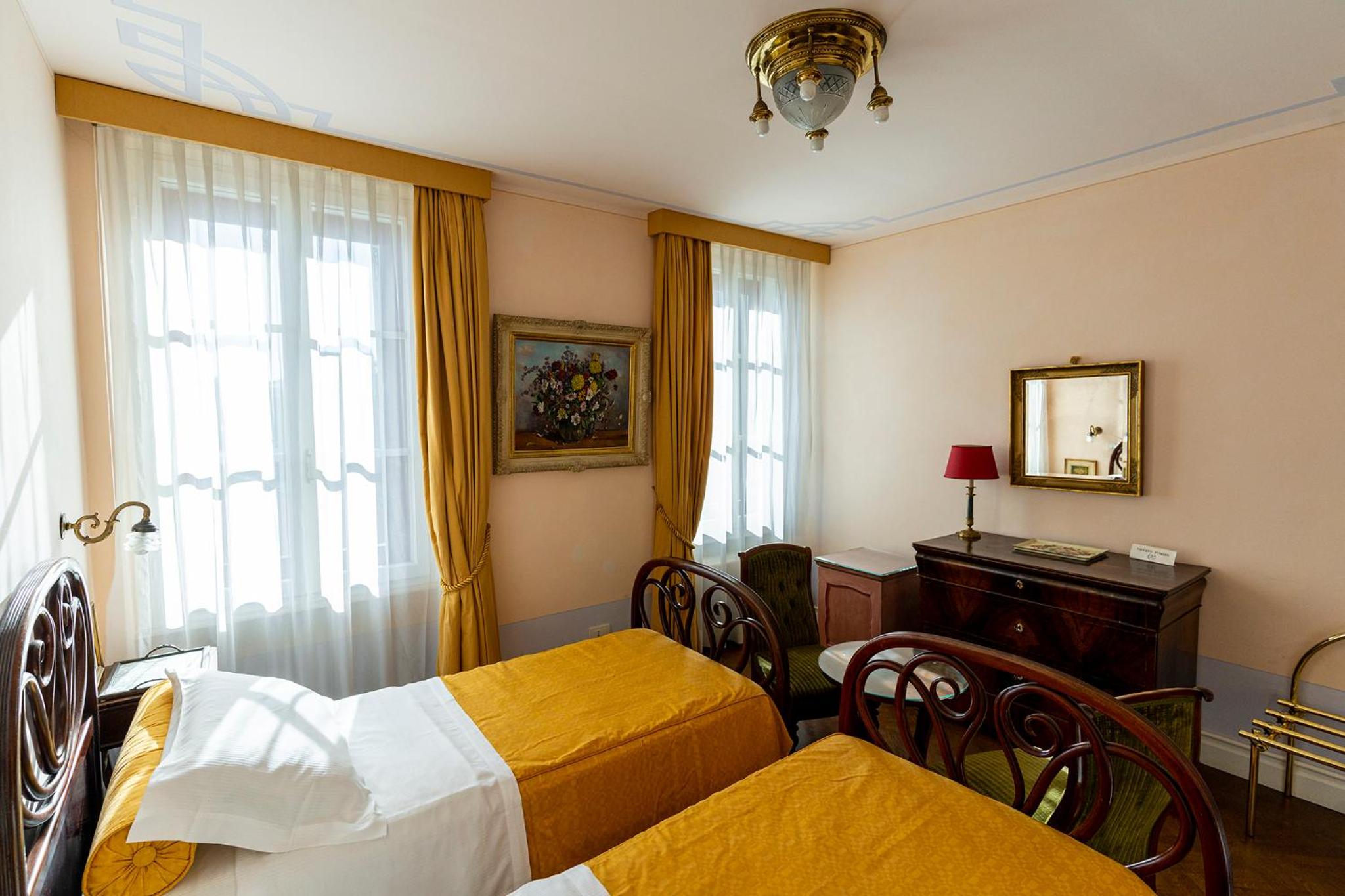 Twin Room - Disability Access photo 1