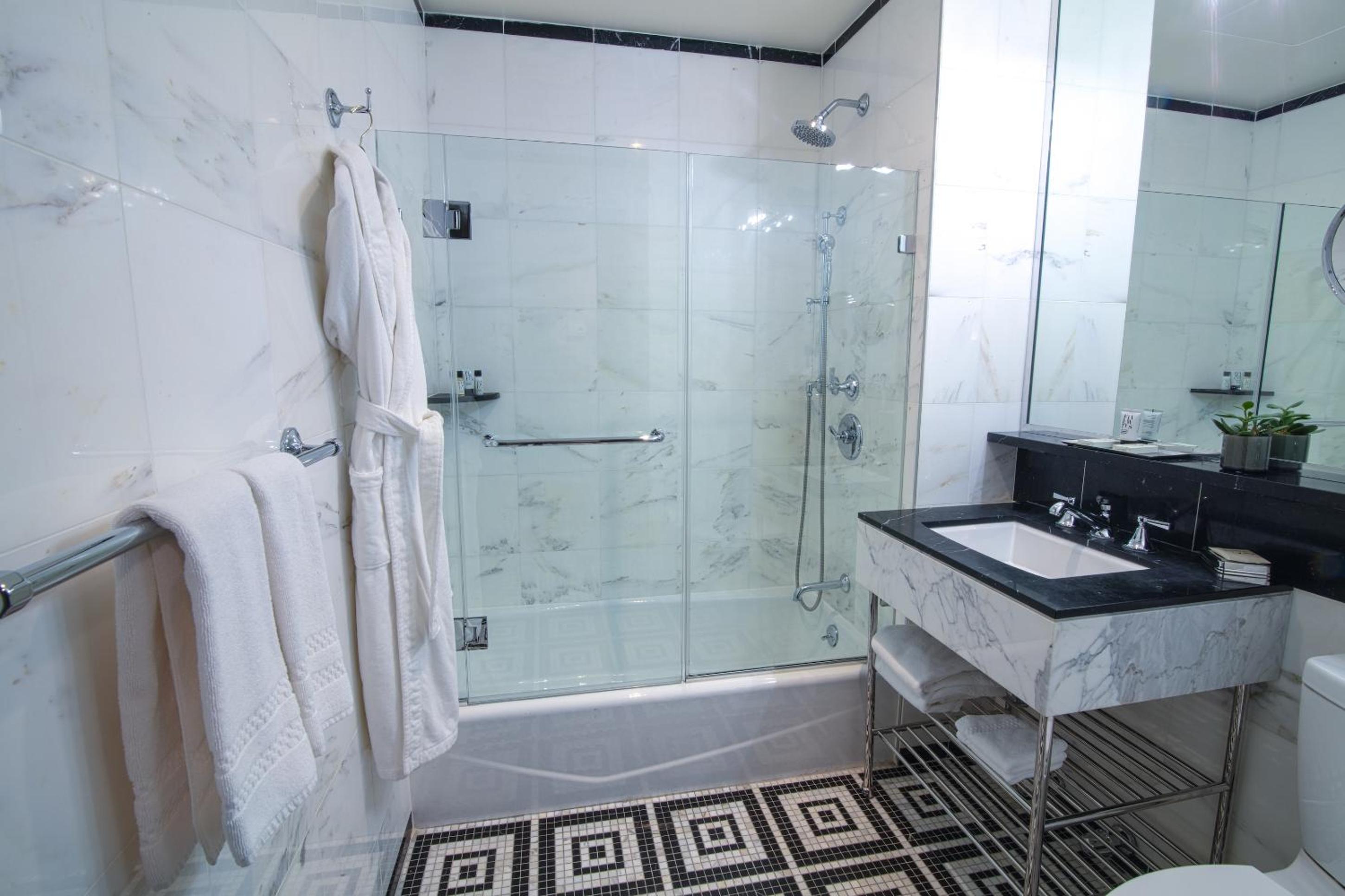 Iroquois Two-bedroom Suite