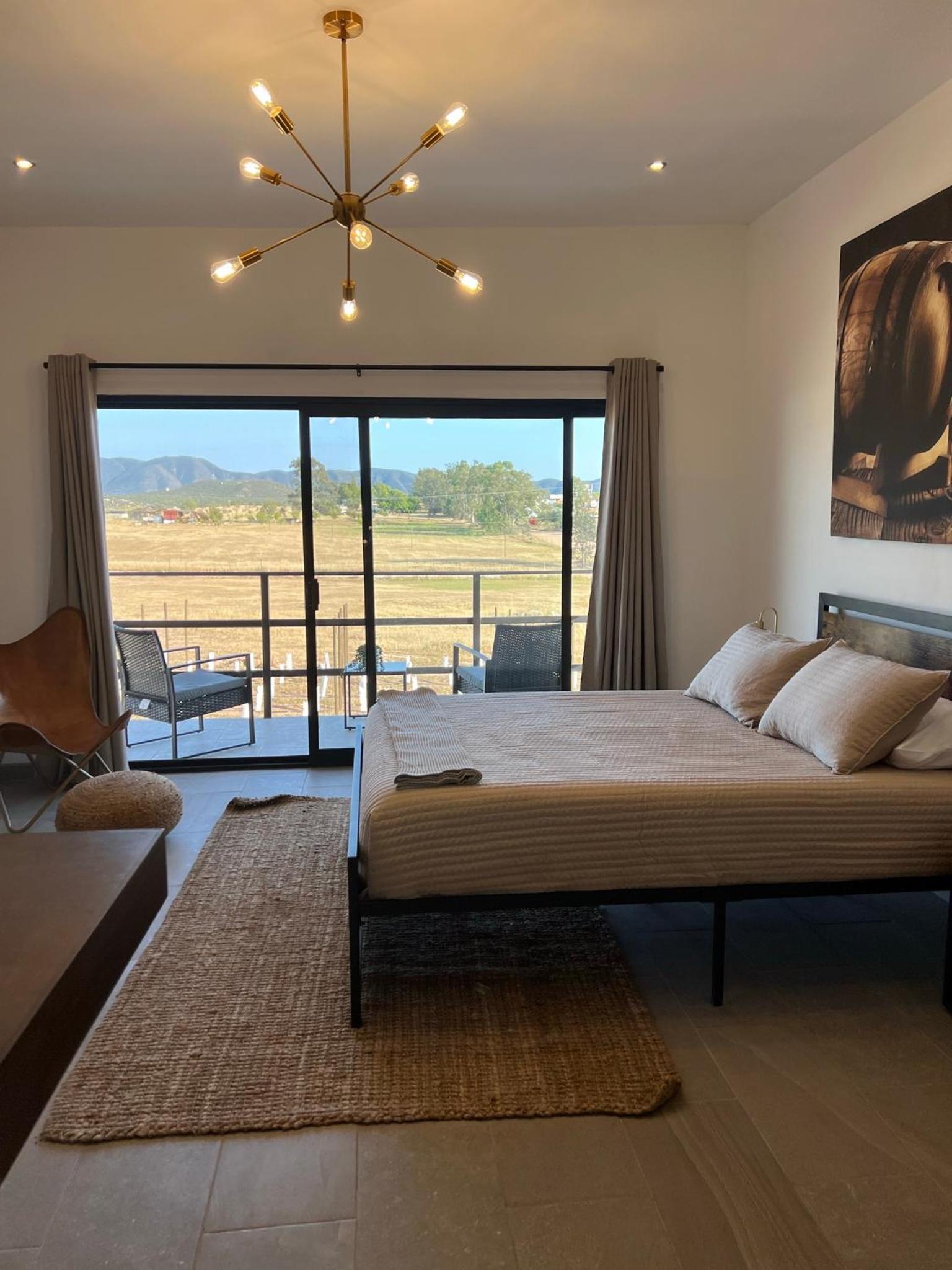 Deluxe Room - Photo 1
