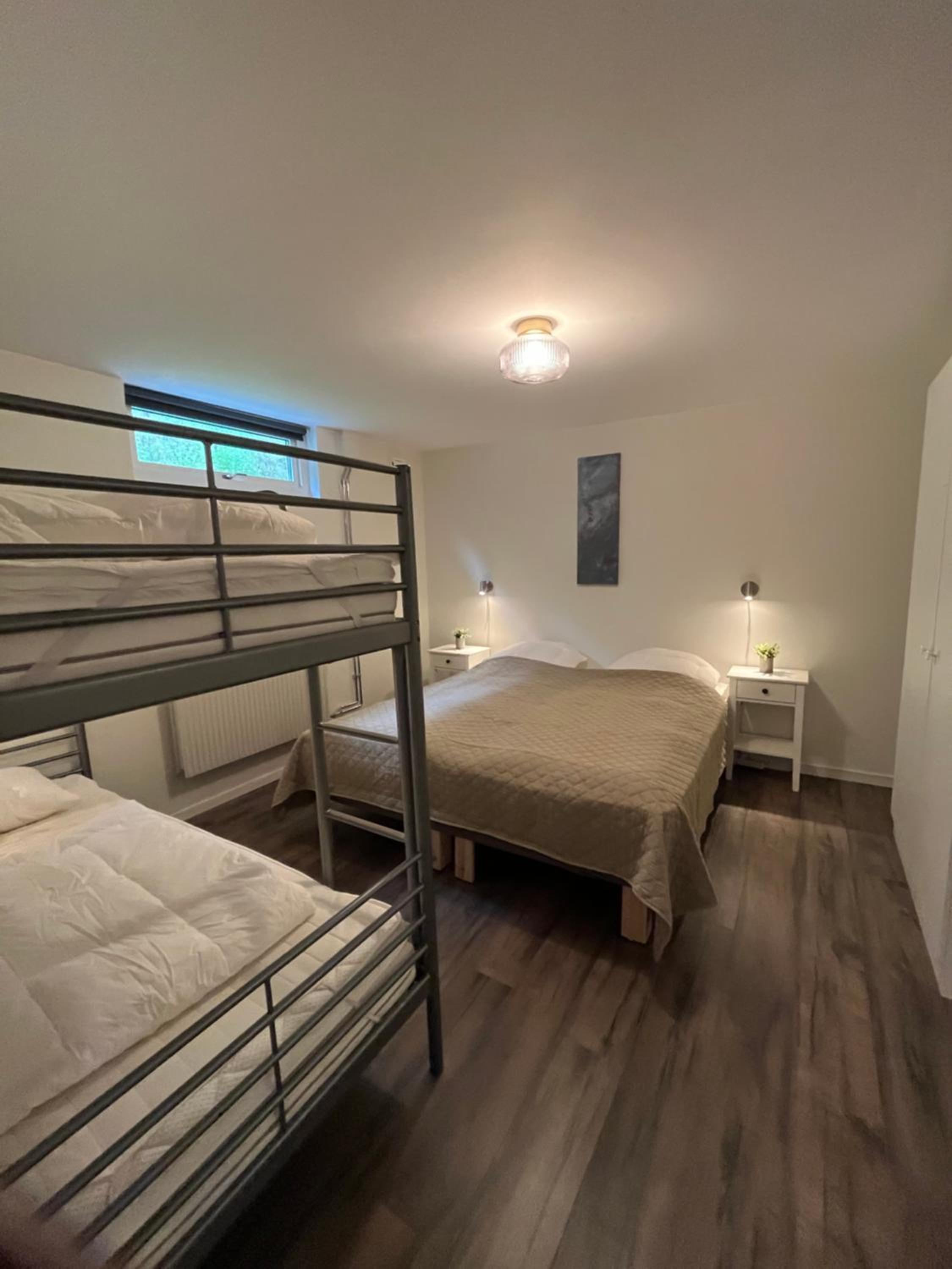 One-Bedroom Apartment photo 2