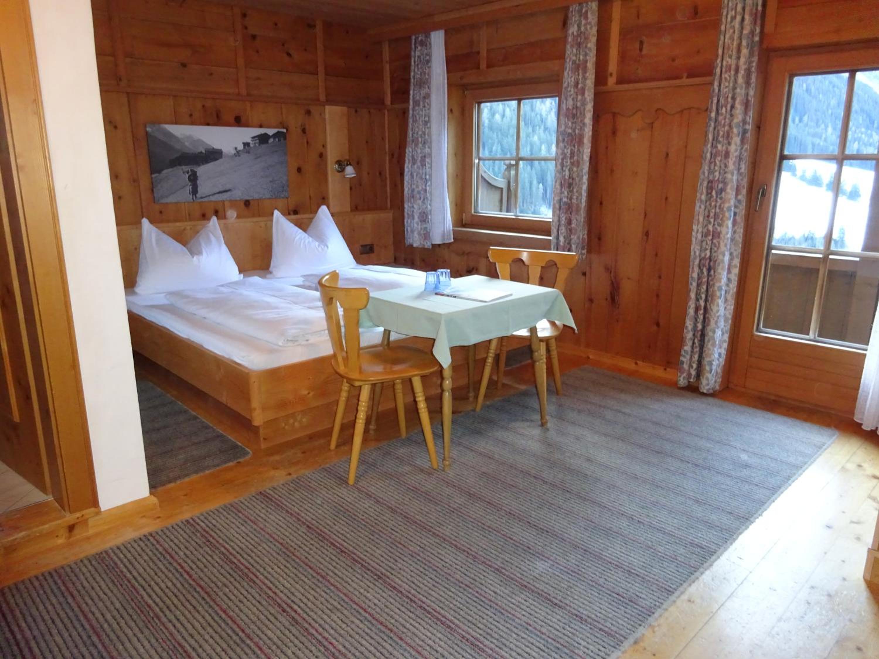 Quadruple Room with Balcony photo 3