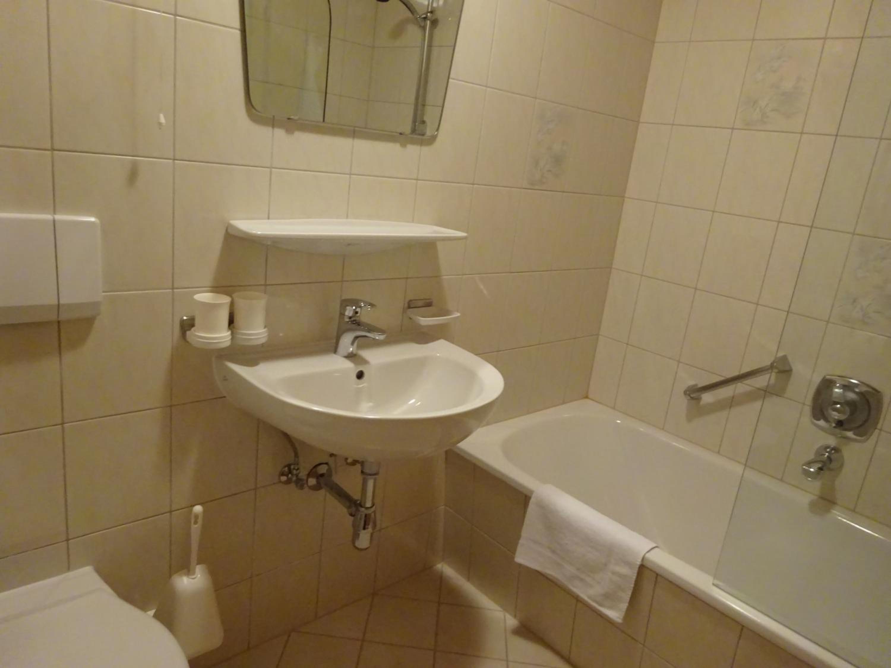 Double Room with Balcony photo 2