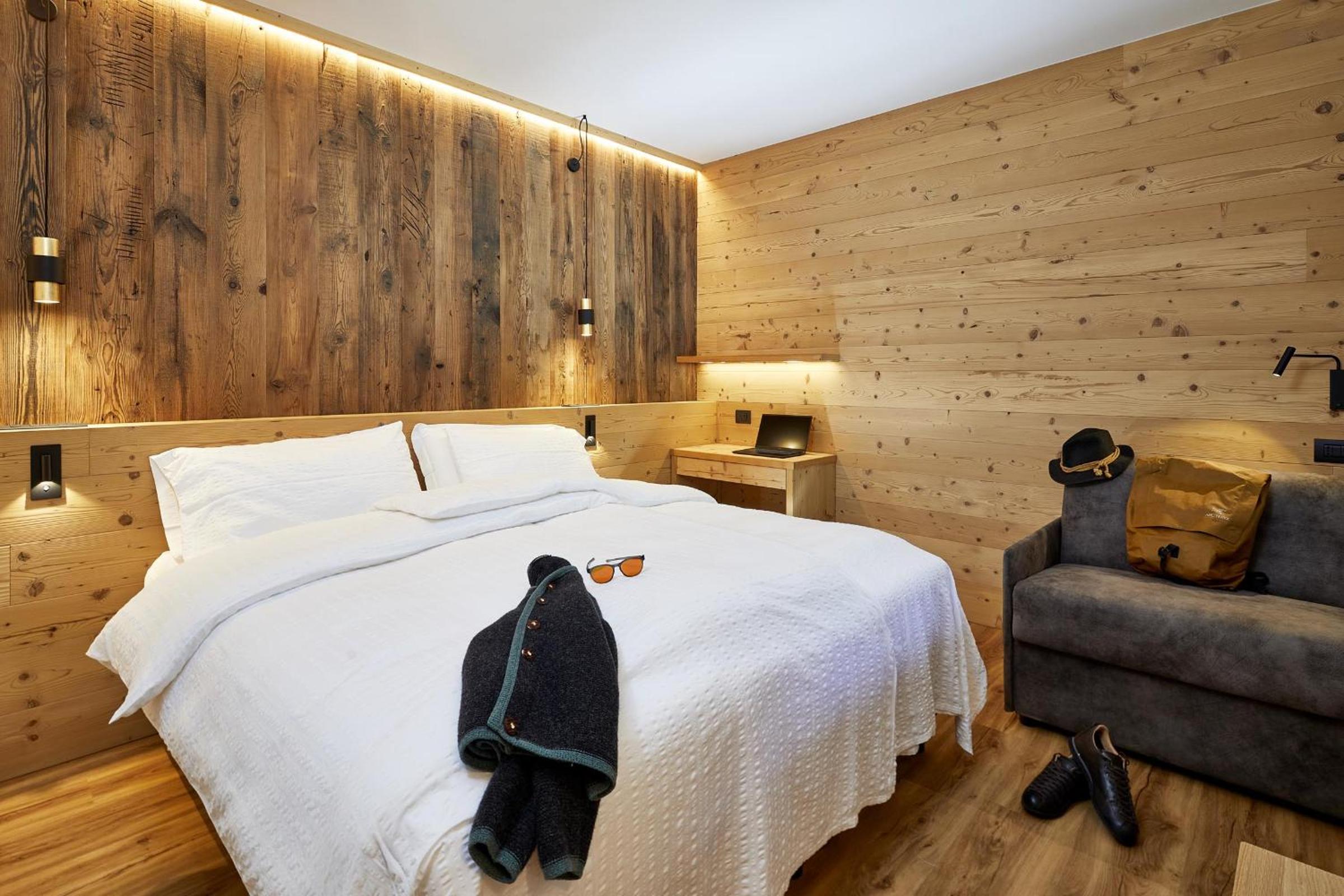 Deluxe Double or Twin Room photo 1