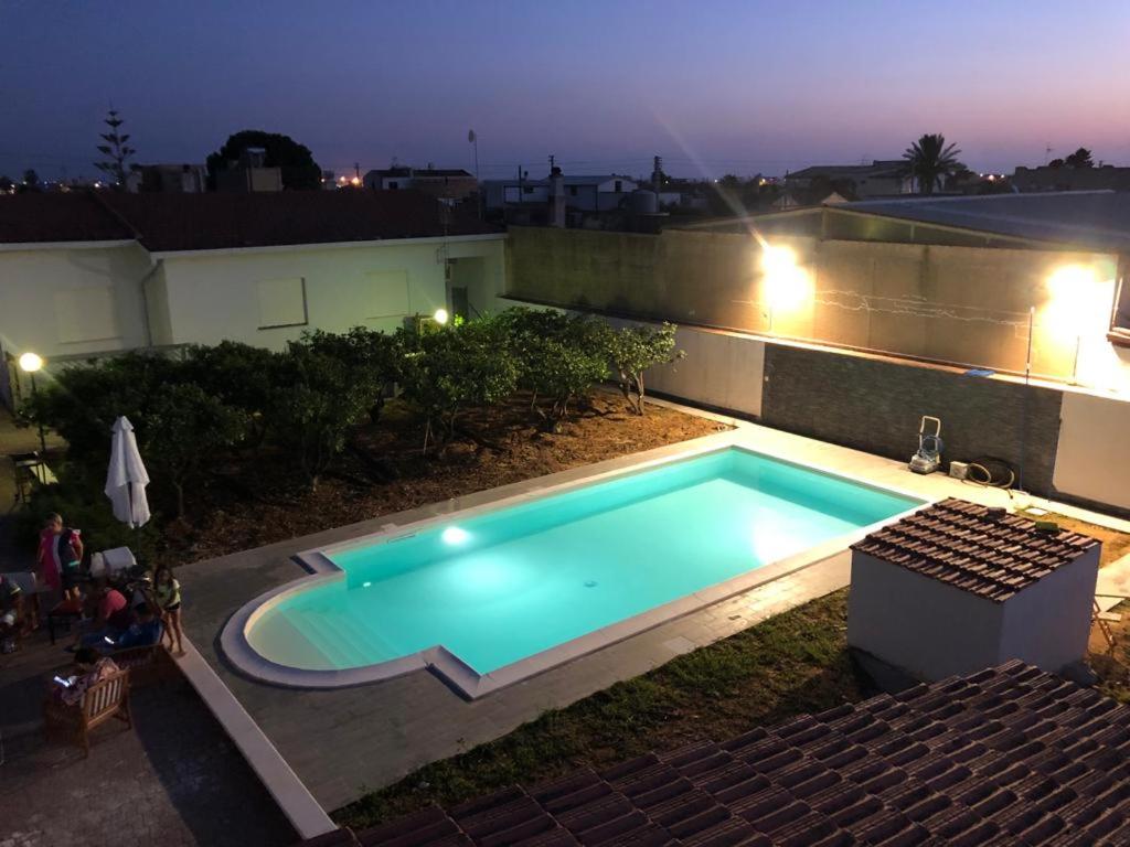 Three-Bedroom Villa photo 2