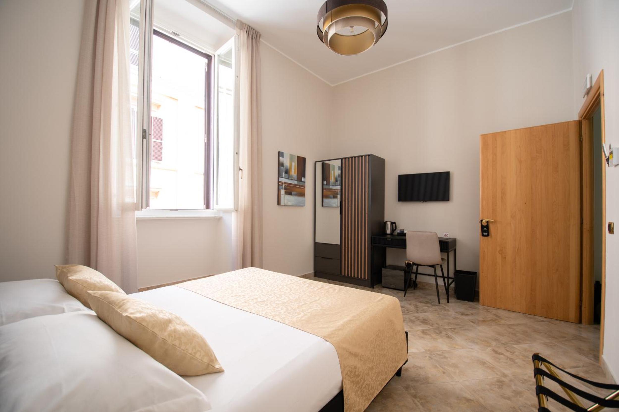Double Room with Private Bathroom