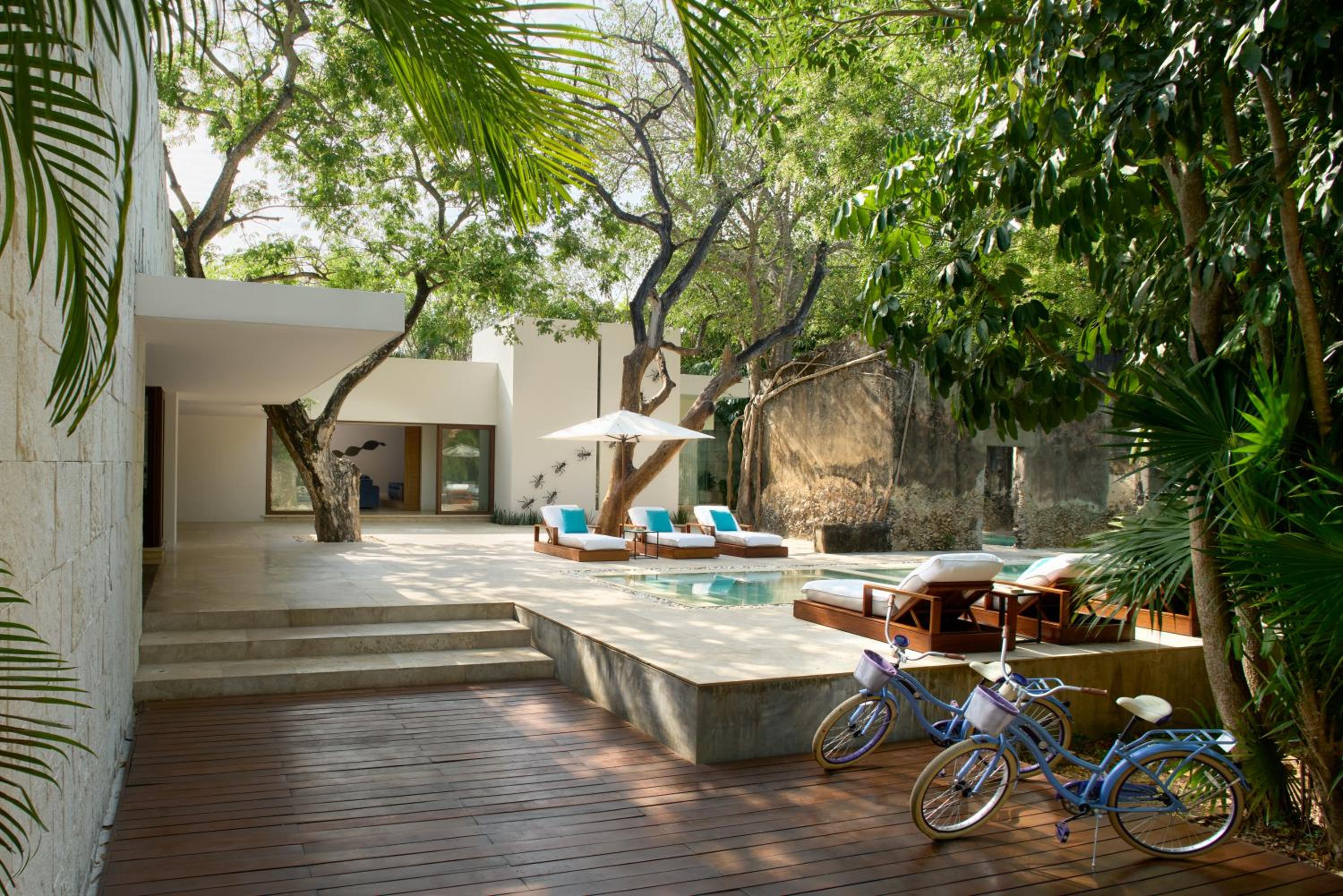Three-Bedroom Villa - Photo 4