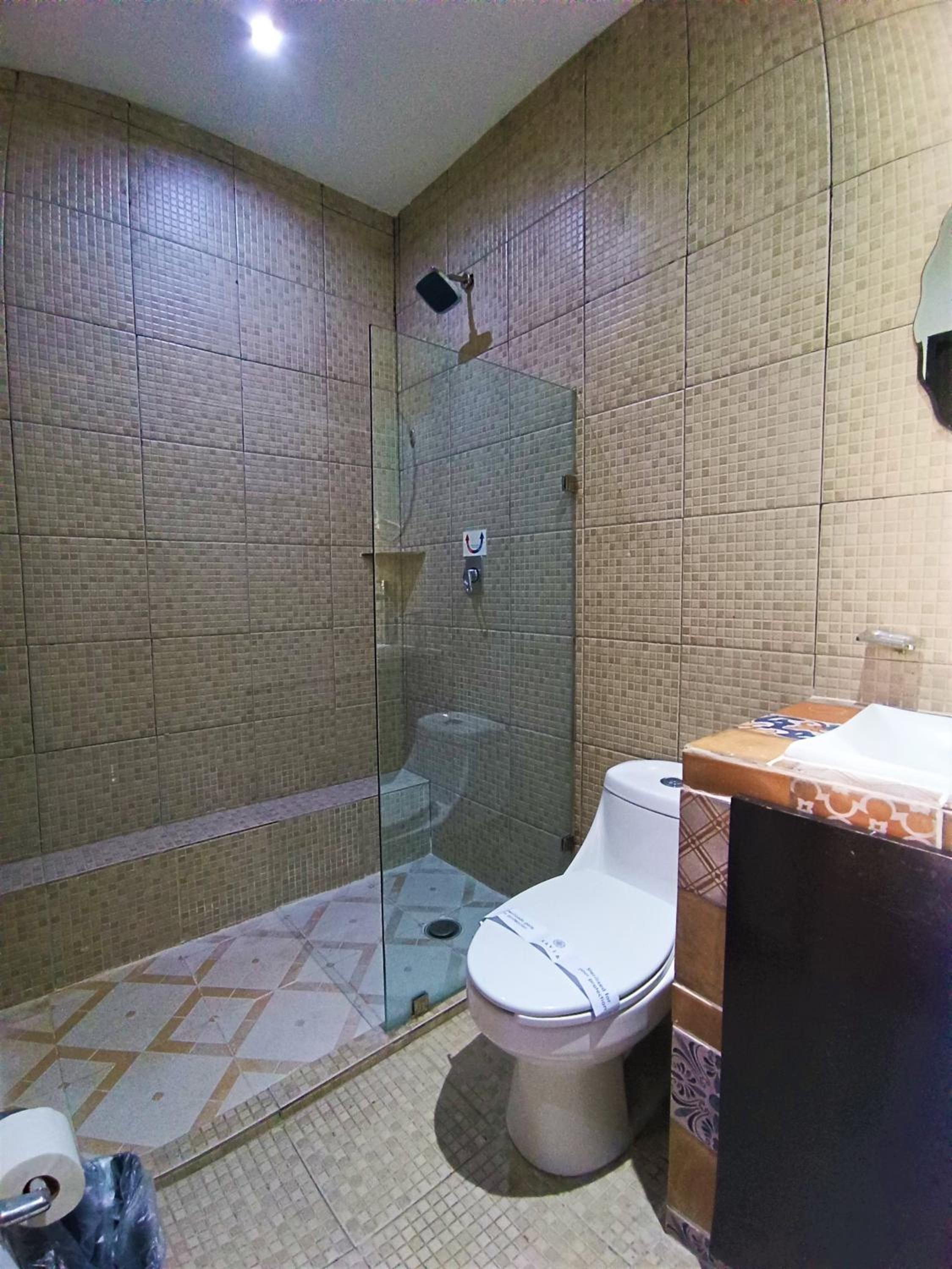 Budget Twin Room photo 2
