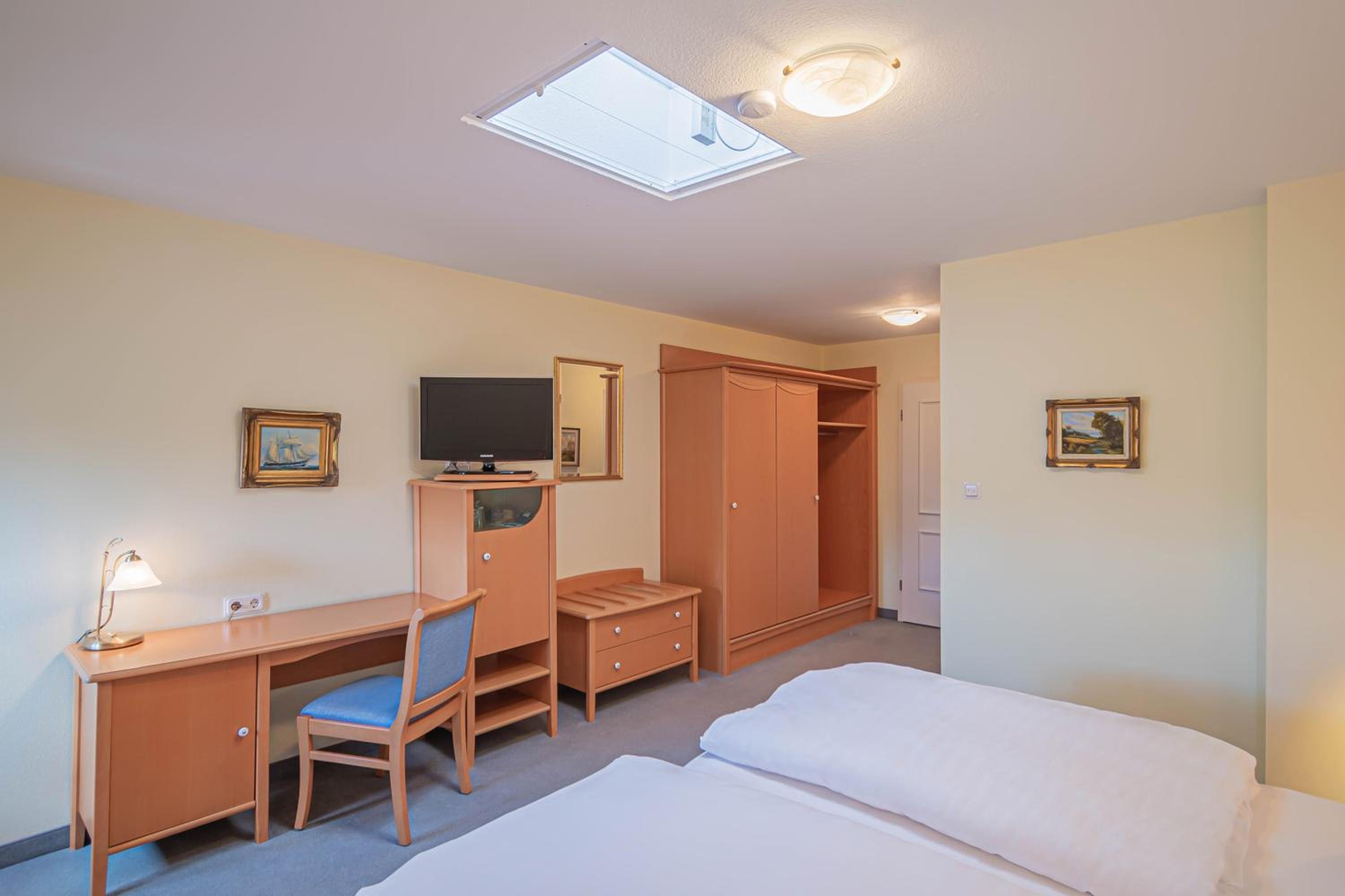Double Room - Photo 4