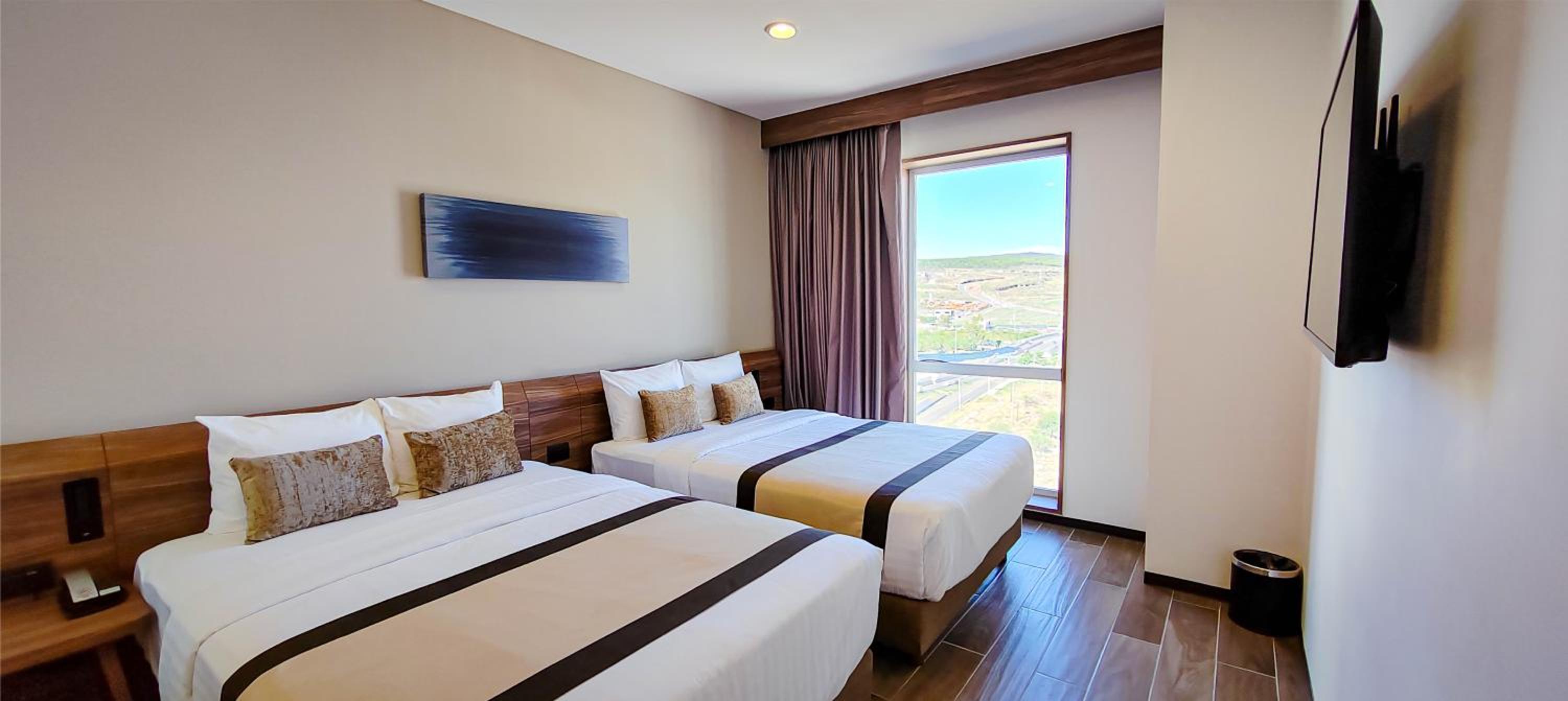 Presidential Suite - Photo 7
