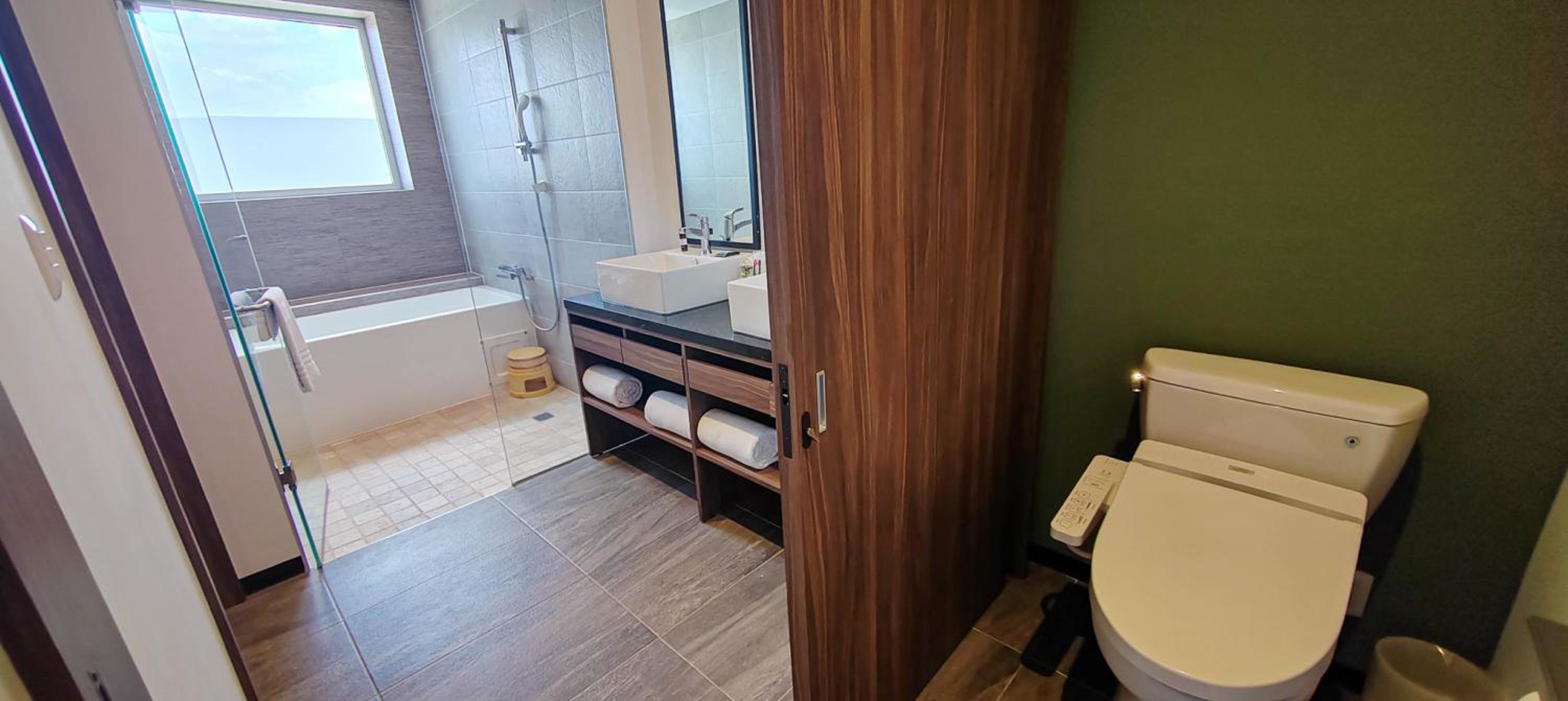 Presidential Suite - Photo 6