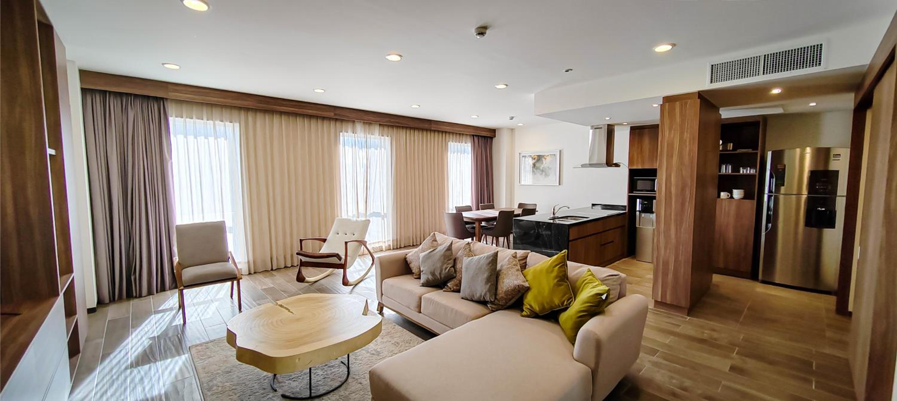 Presidential Suite - Photo 3