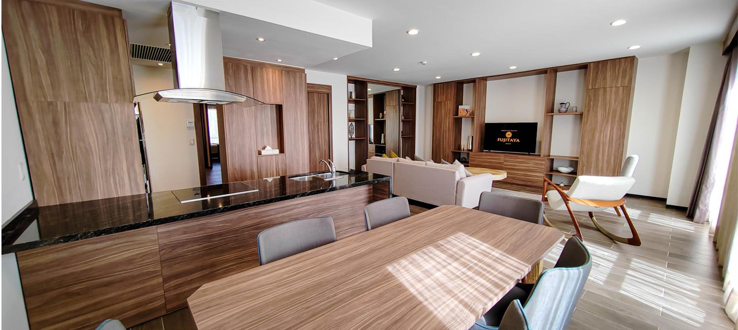 Presidential Suite - Photo 2