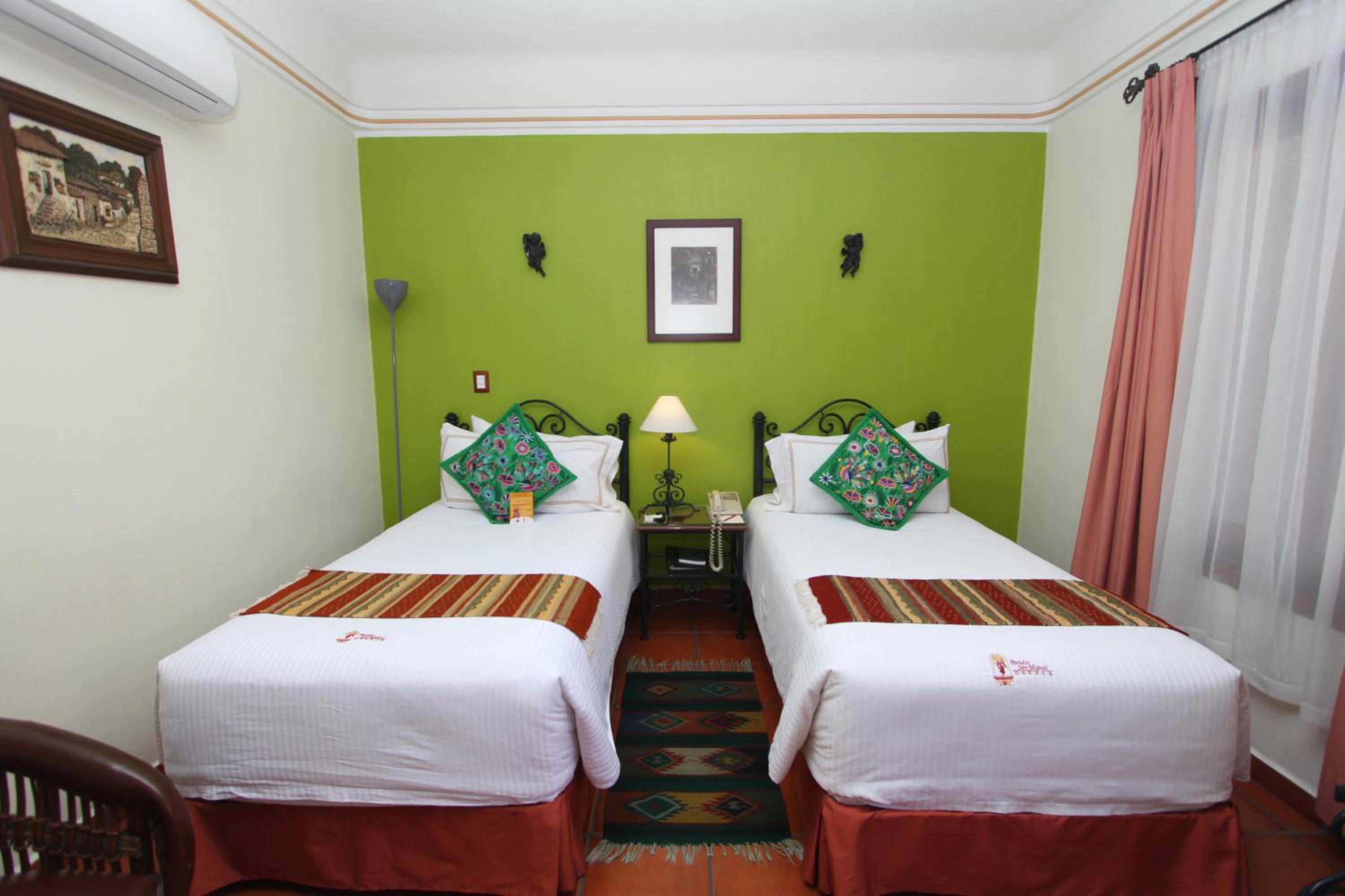 Small Double Room photo 2