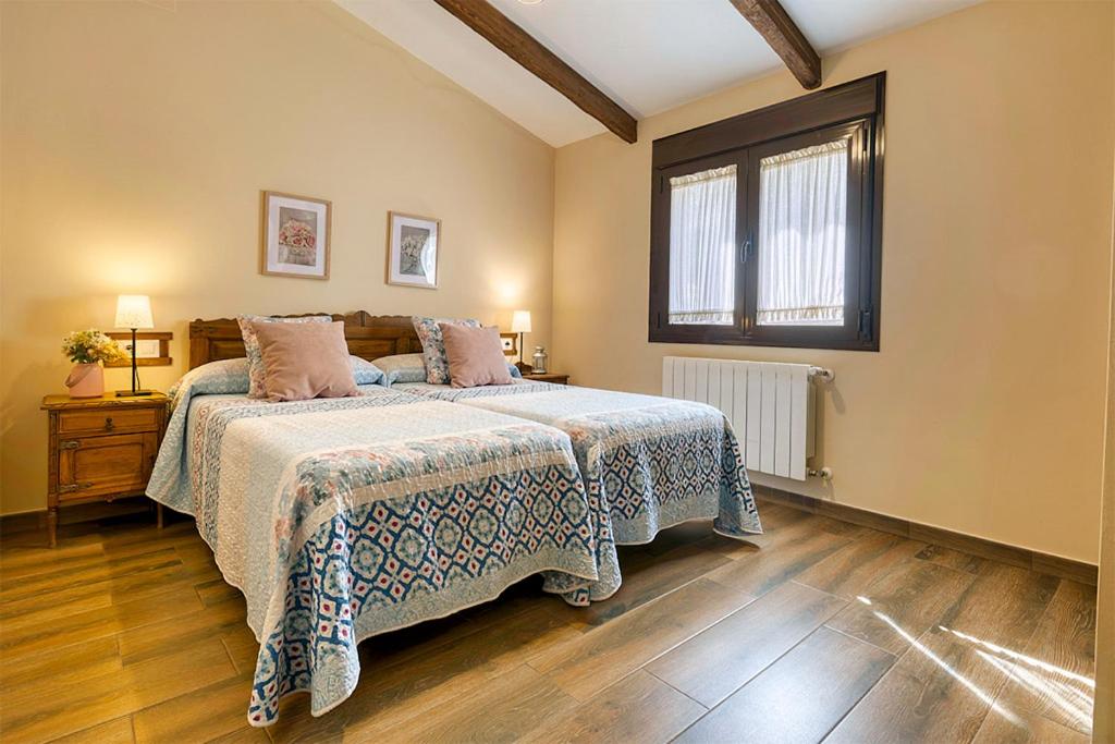 Two Bedroom Apartment Standard photo 2