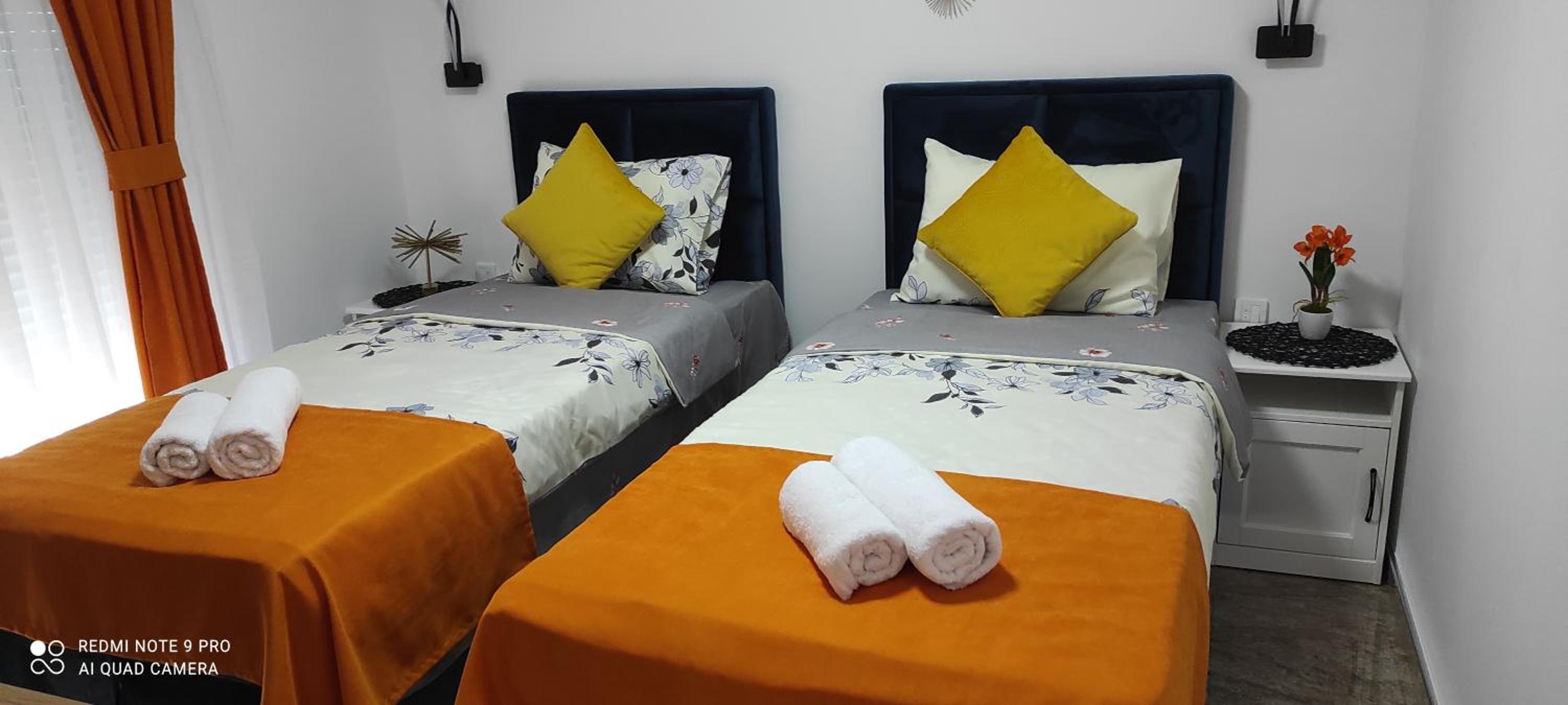 Standard Twin Room photo 3