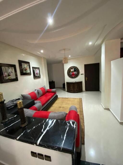 Three-Bedroom Apartment photo 1
