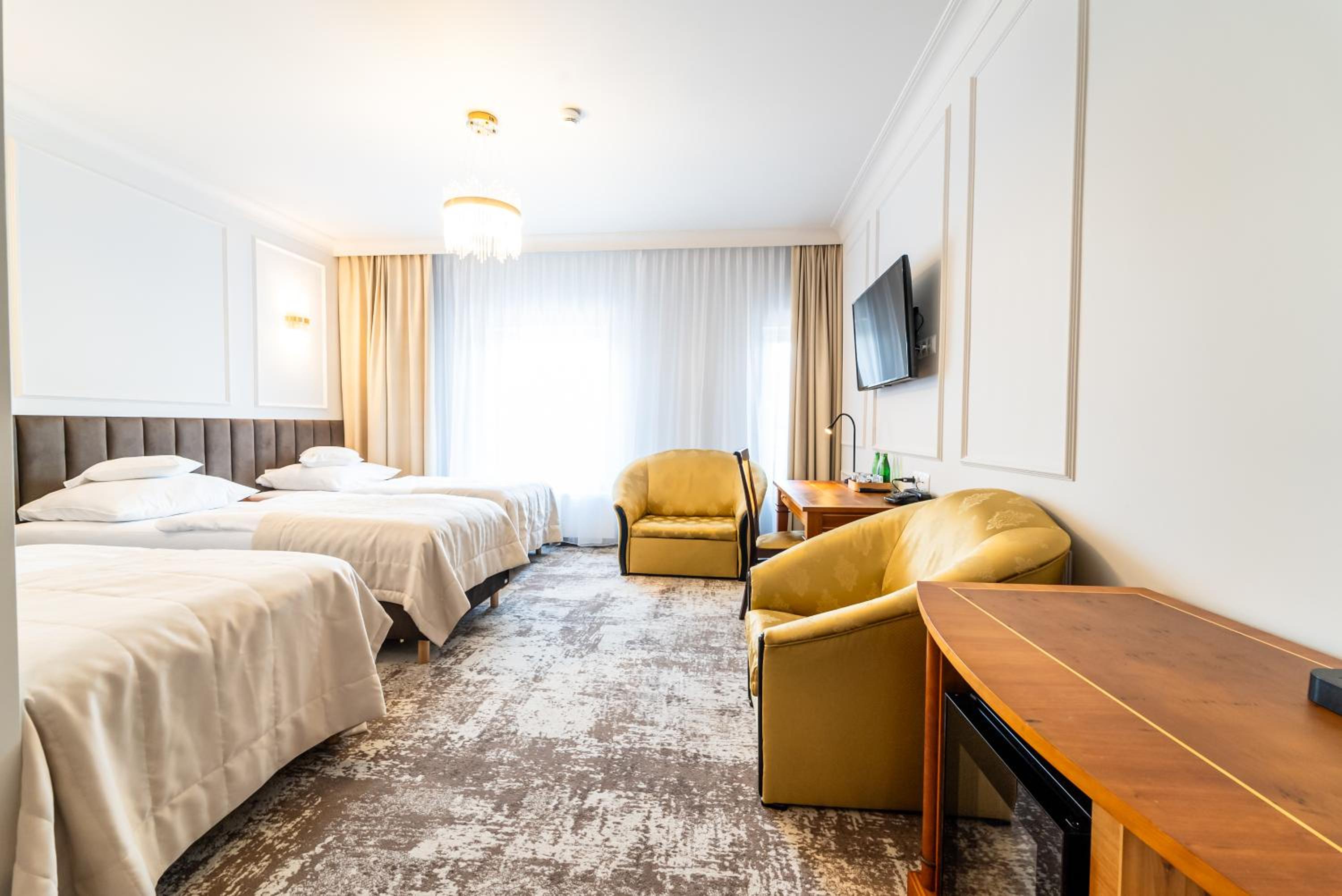 Standard Triple Room - Photo 1