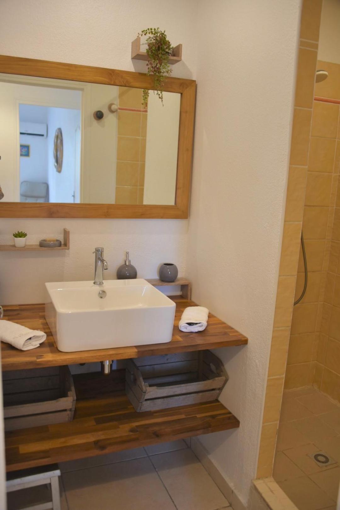 Three-Bedroom Villa photo 2