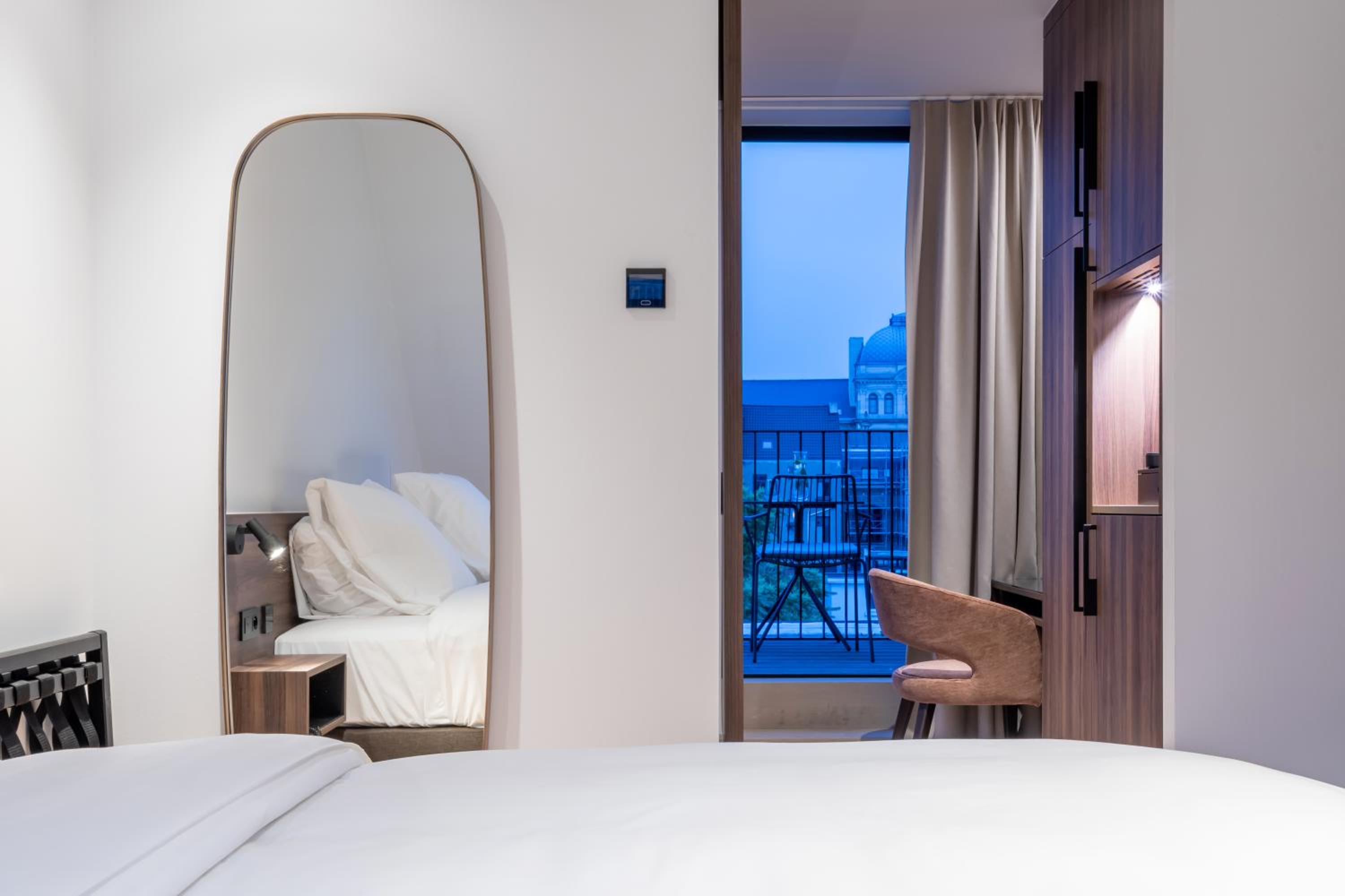 Double Room with Balcony photo 2