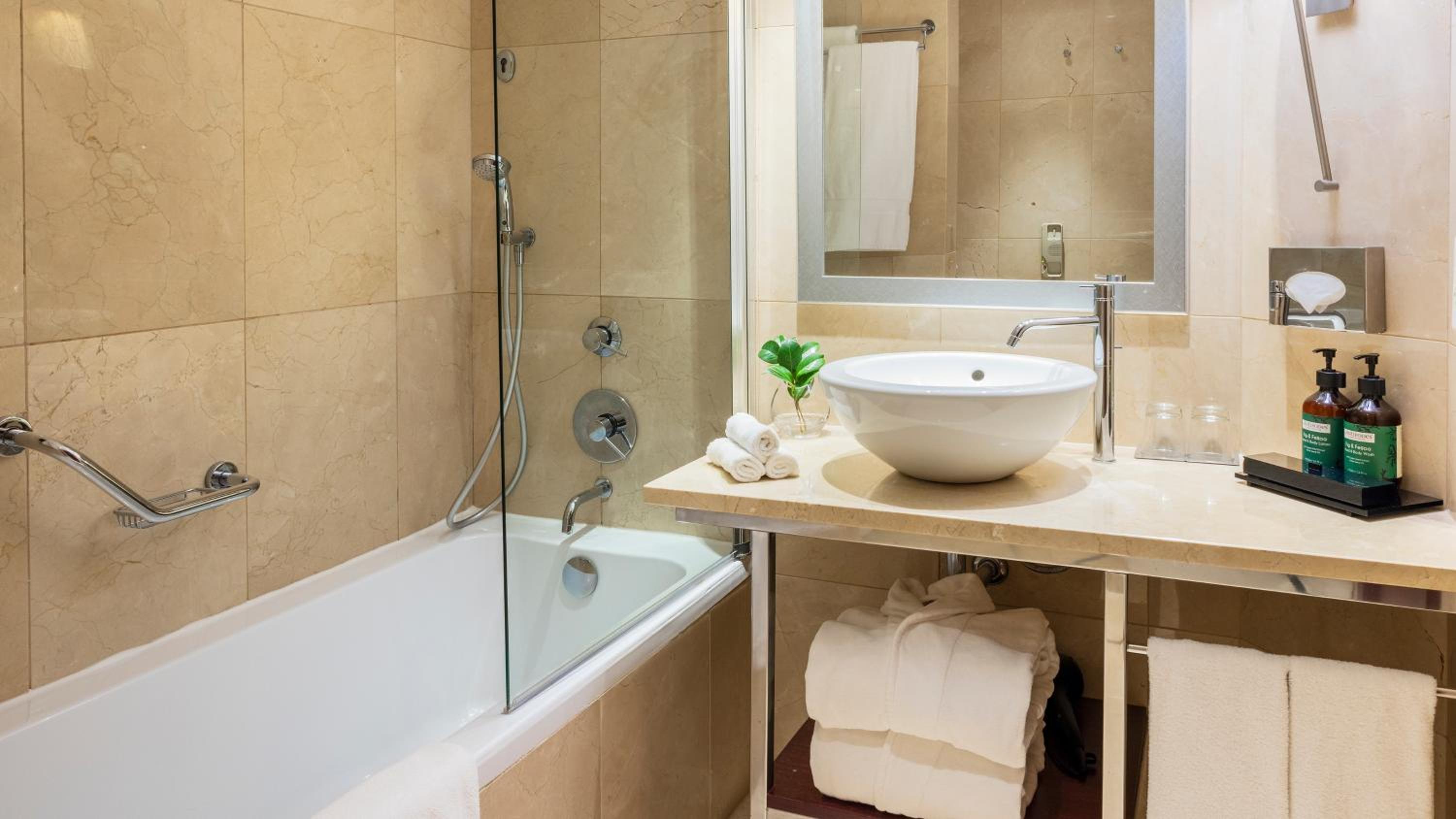 Standard Room - Photo 5