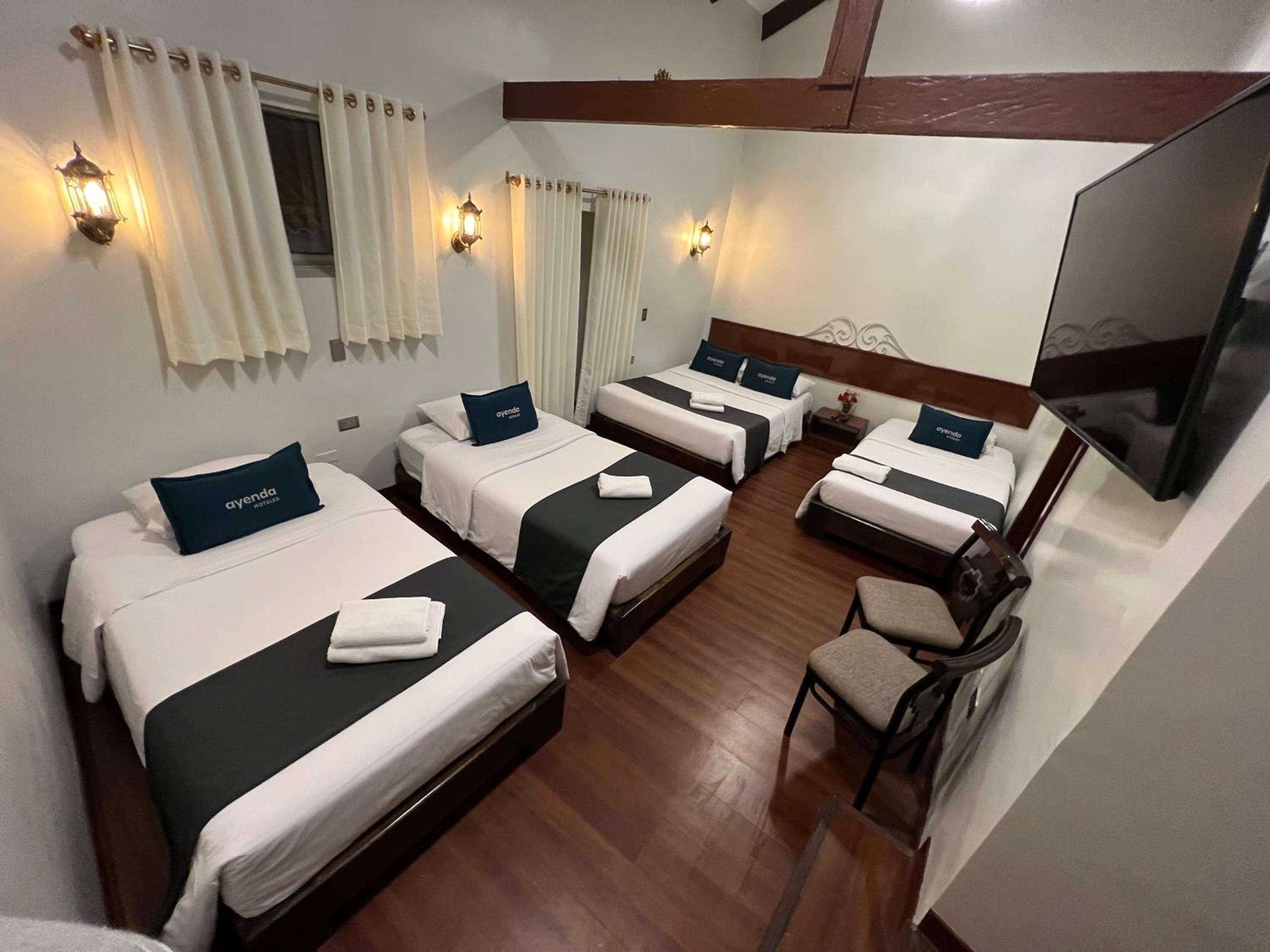 Comfort Quadruple Room