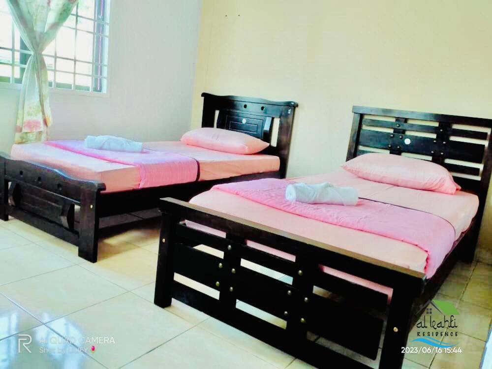 One-Bedroom House photo 1