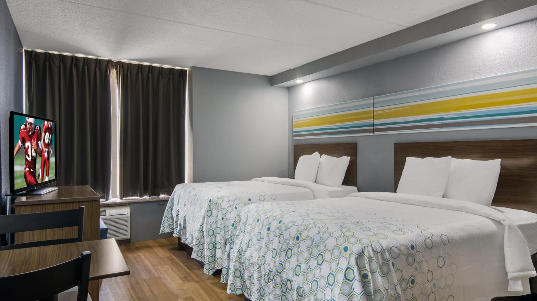 Studio Room with Two Double Beds Non-Smoking - Photo 1