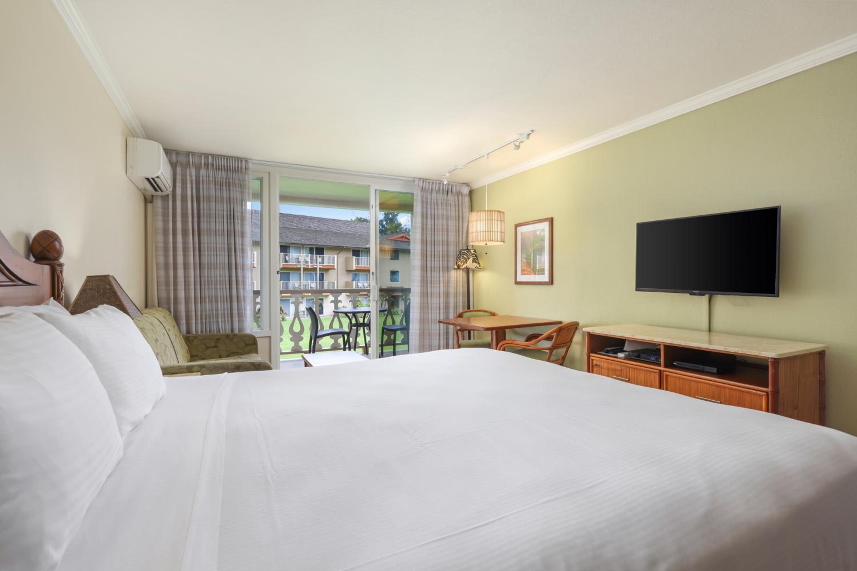 Partial Ocean View Room - Photo 7